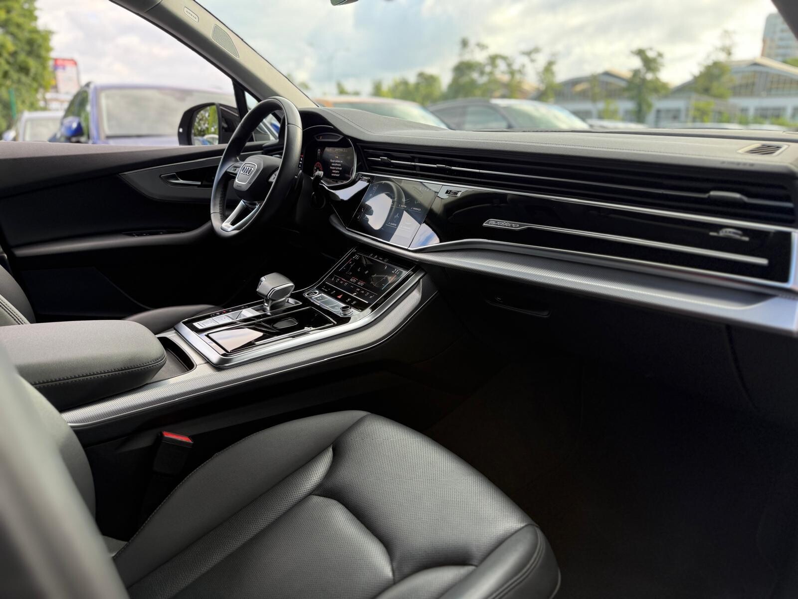 Audi Q7 - zdjęcie 19