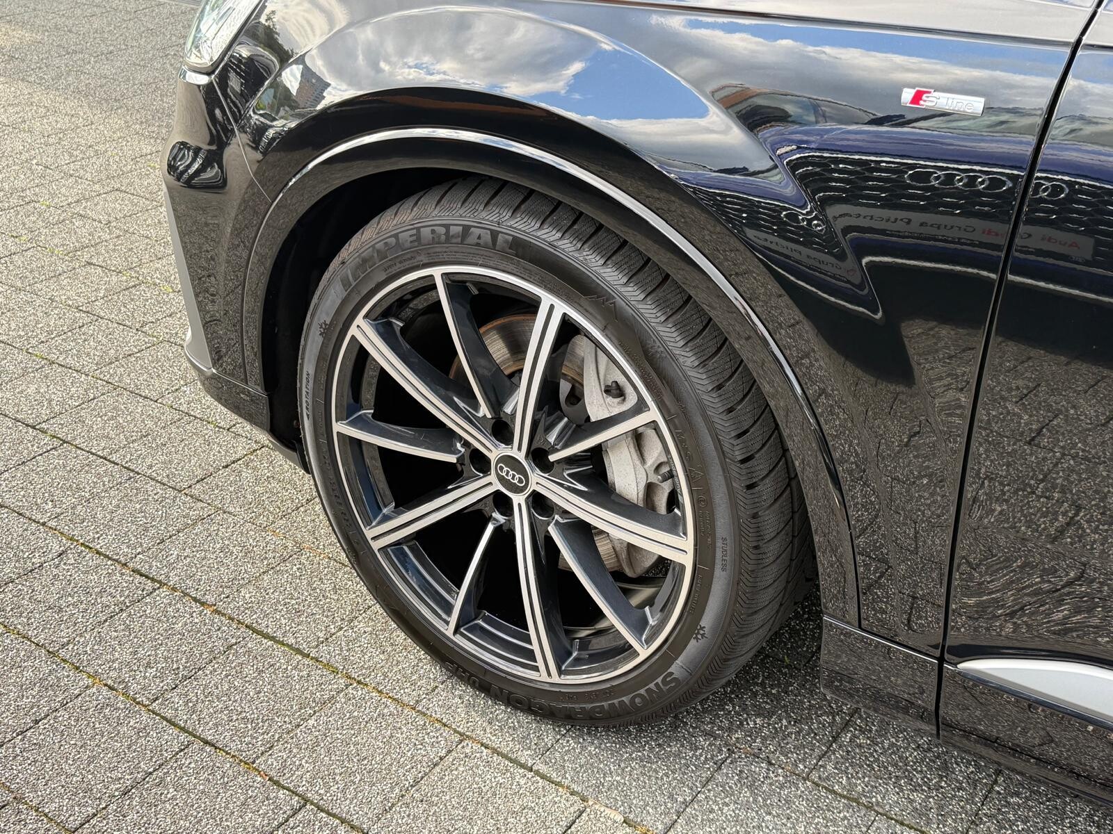 Audi Q7 - zdjęcie 11