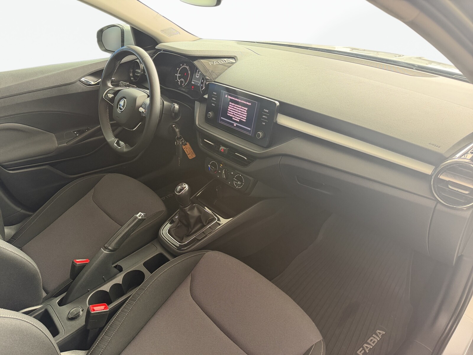 Škoda Fabia - zdjęcie 17