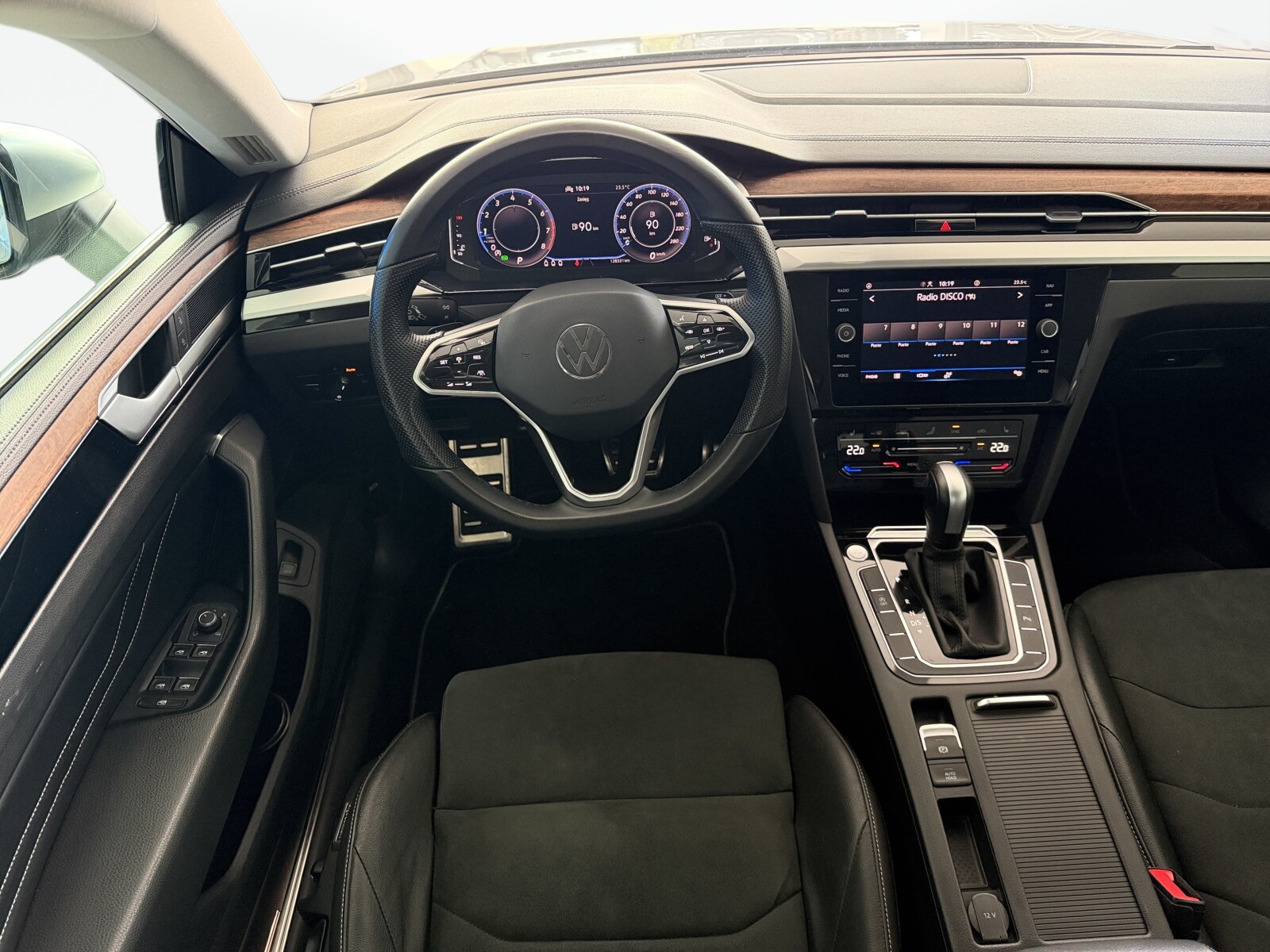 Volkswagen Arteon Shooting Brake - zdjęcie 21