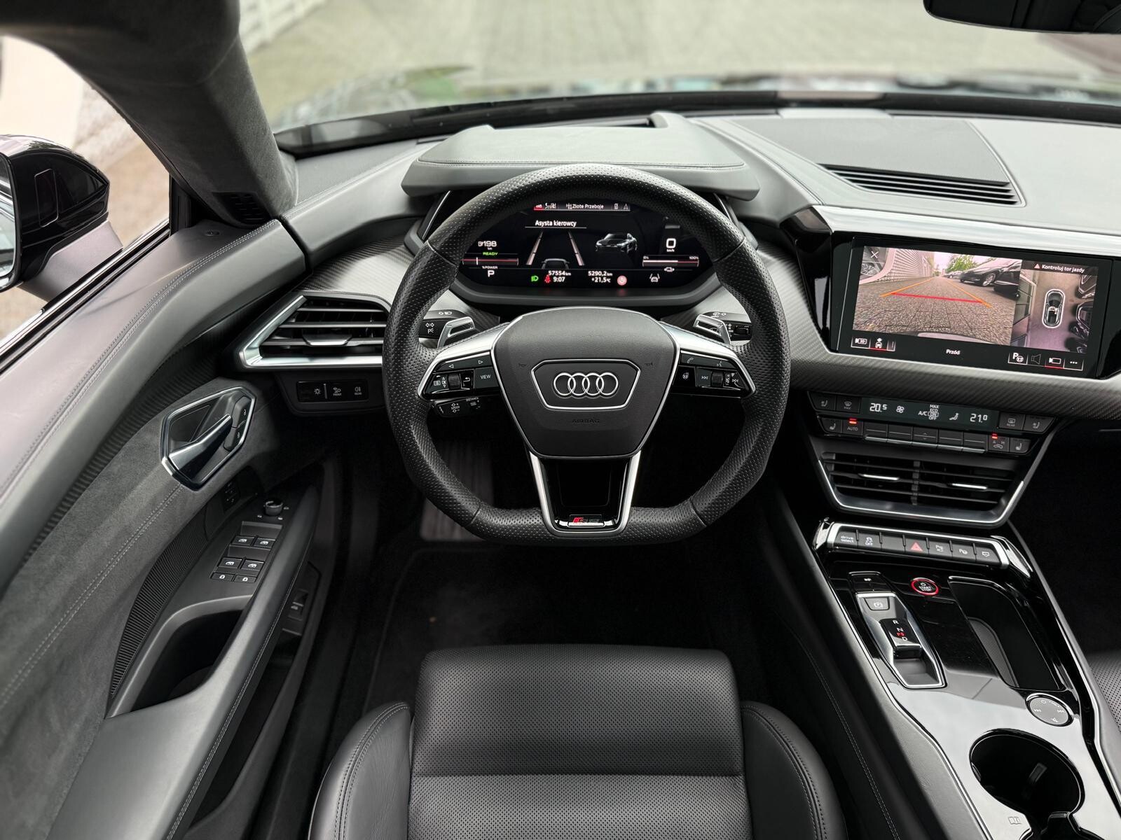 Audi RS e-tron GT - zdjęcie 30