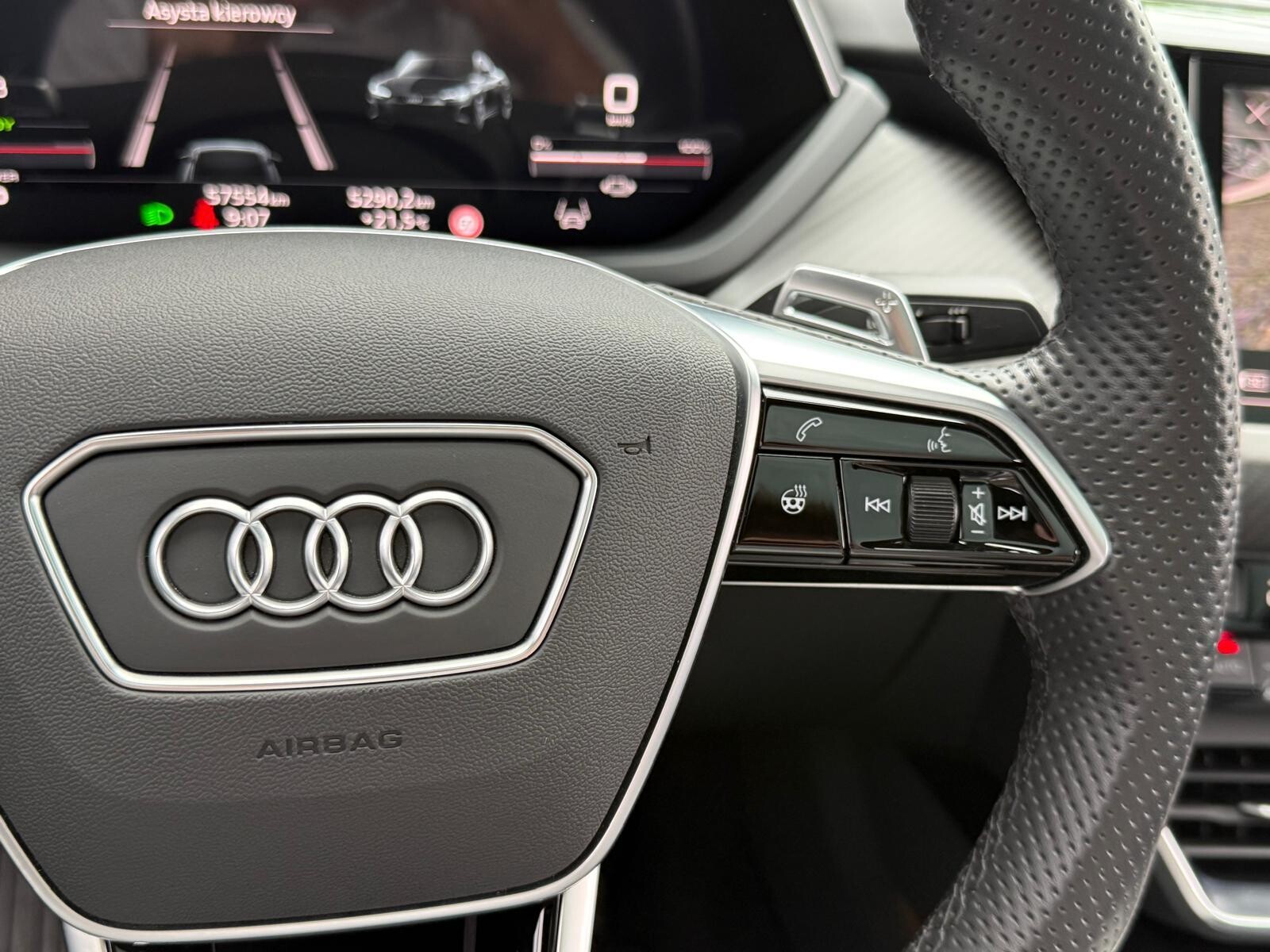 Audi RS e-tron GT - zdjęcie 32