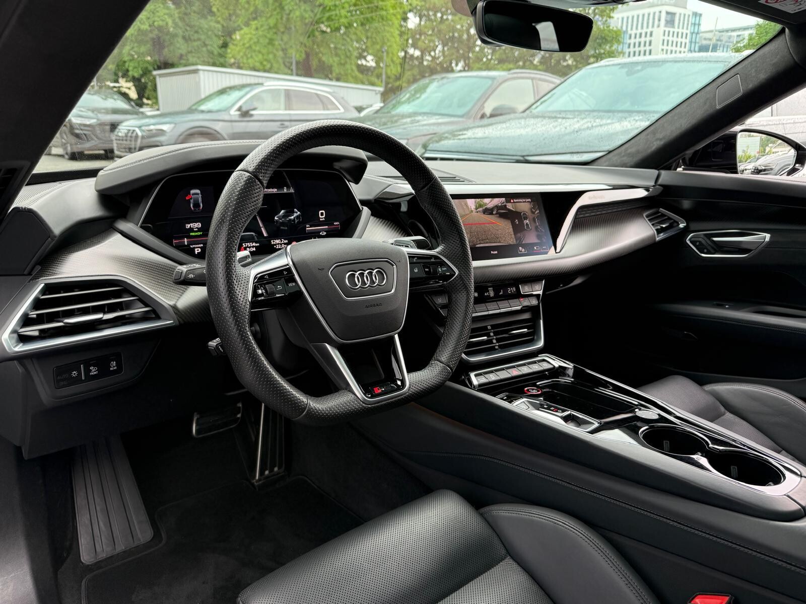 Audi RS e-tron GT - zdjęcie 16