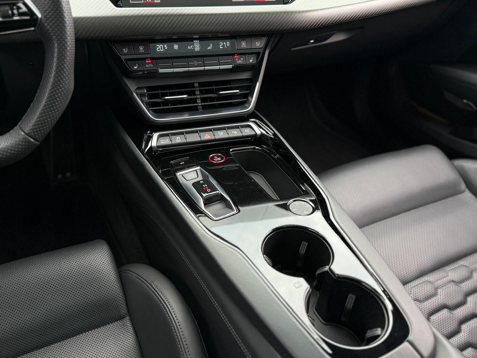Audi RS e-tron GT - zdjęcie 29