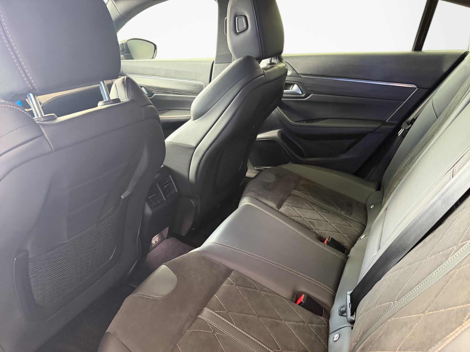 Peugeot 508 - zdjęcie 12