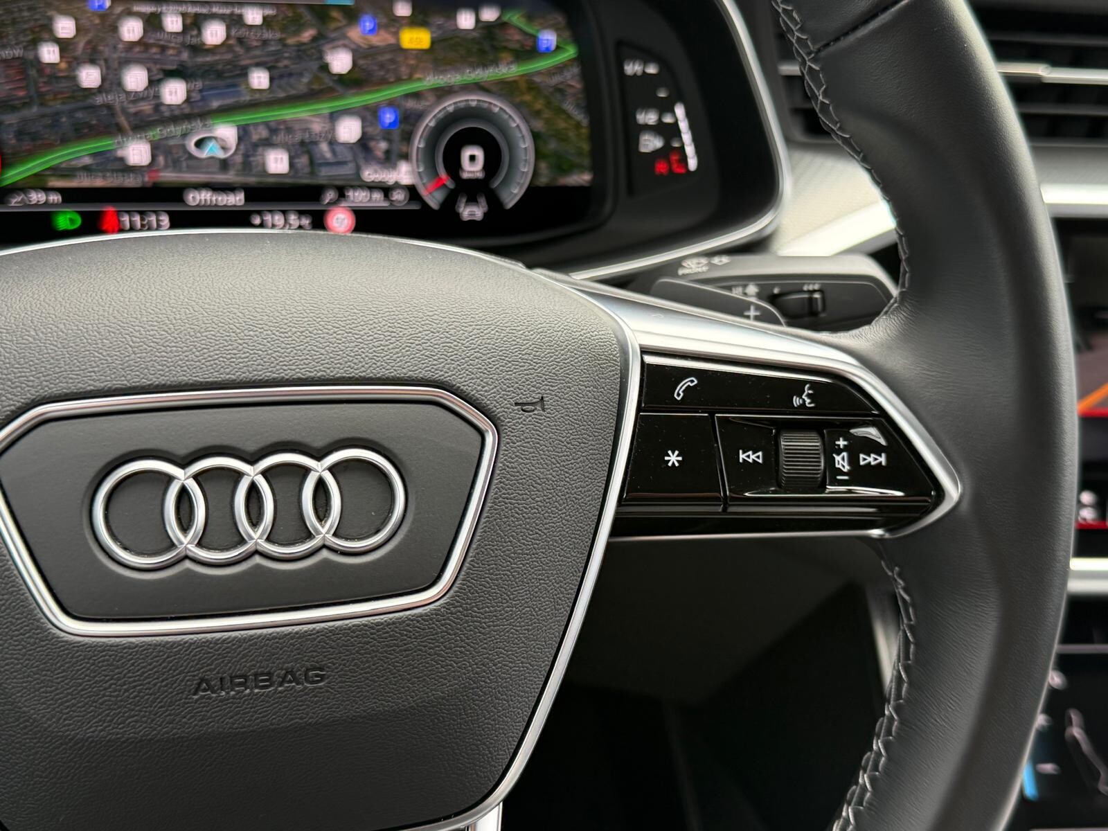 Audi A6 Limousine - zdjęcie 32