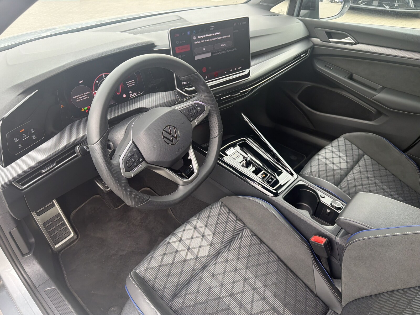 Volkswagen Golf Variant - zdjęcie 10