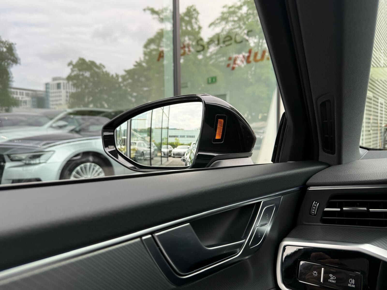 Audi A6 Limousine - zdjęcie 38