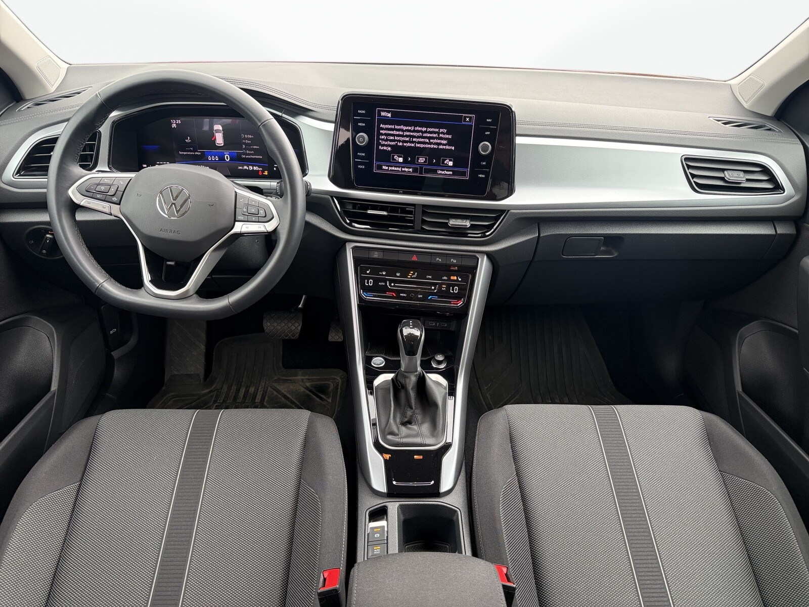 Volkswagen T-Roc - zdjęcie 11