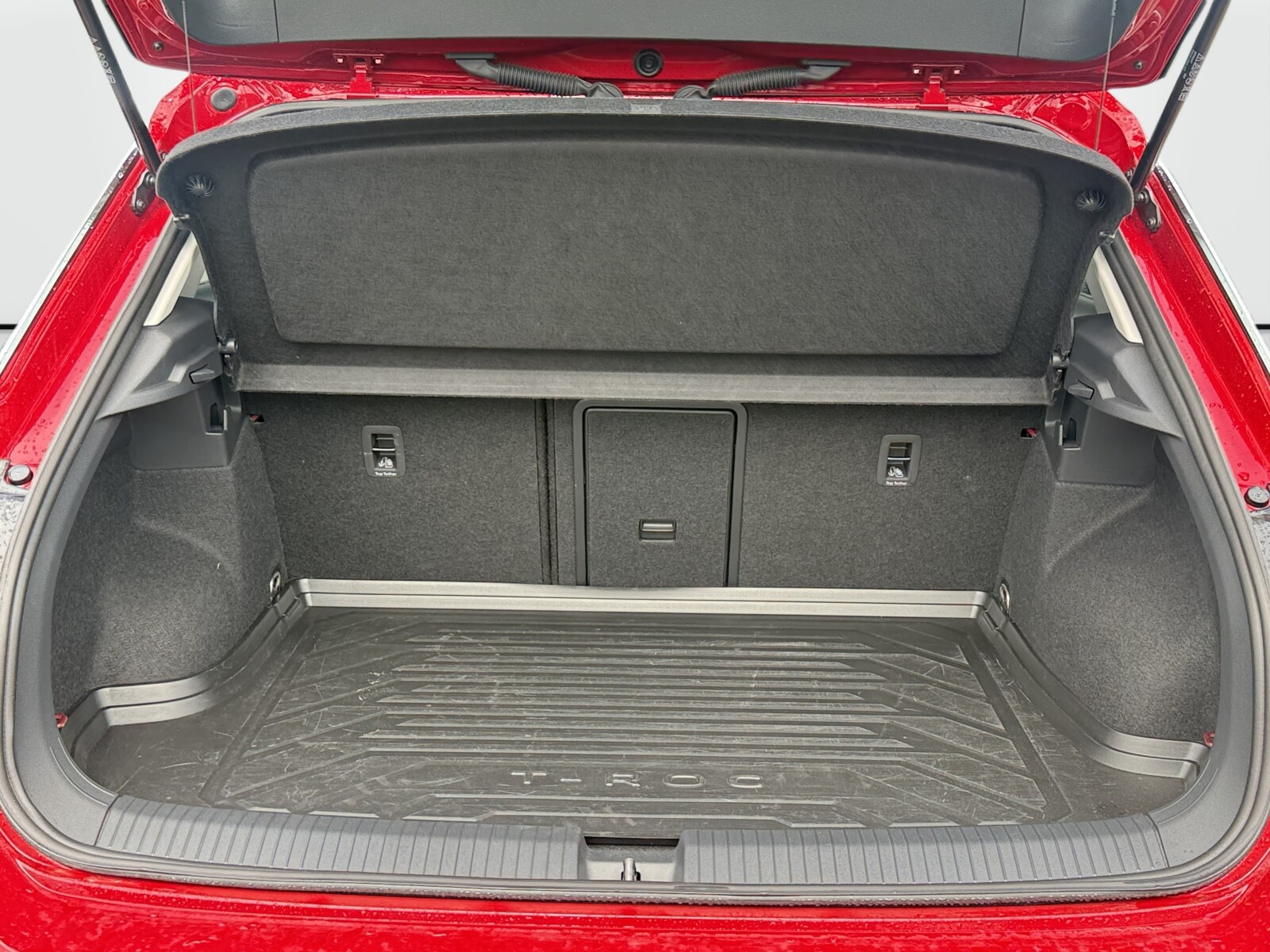 Volkswagen T-Roc - zdjęcie 30