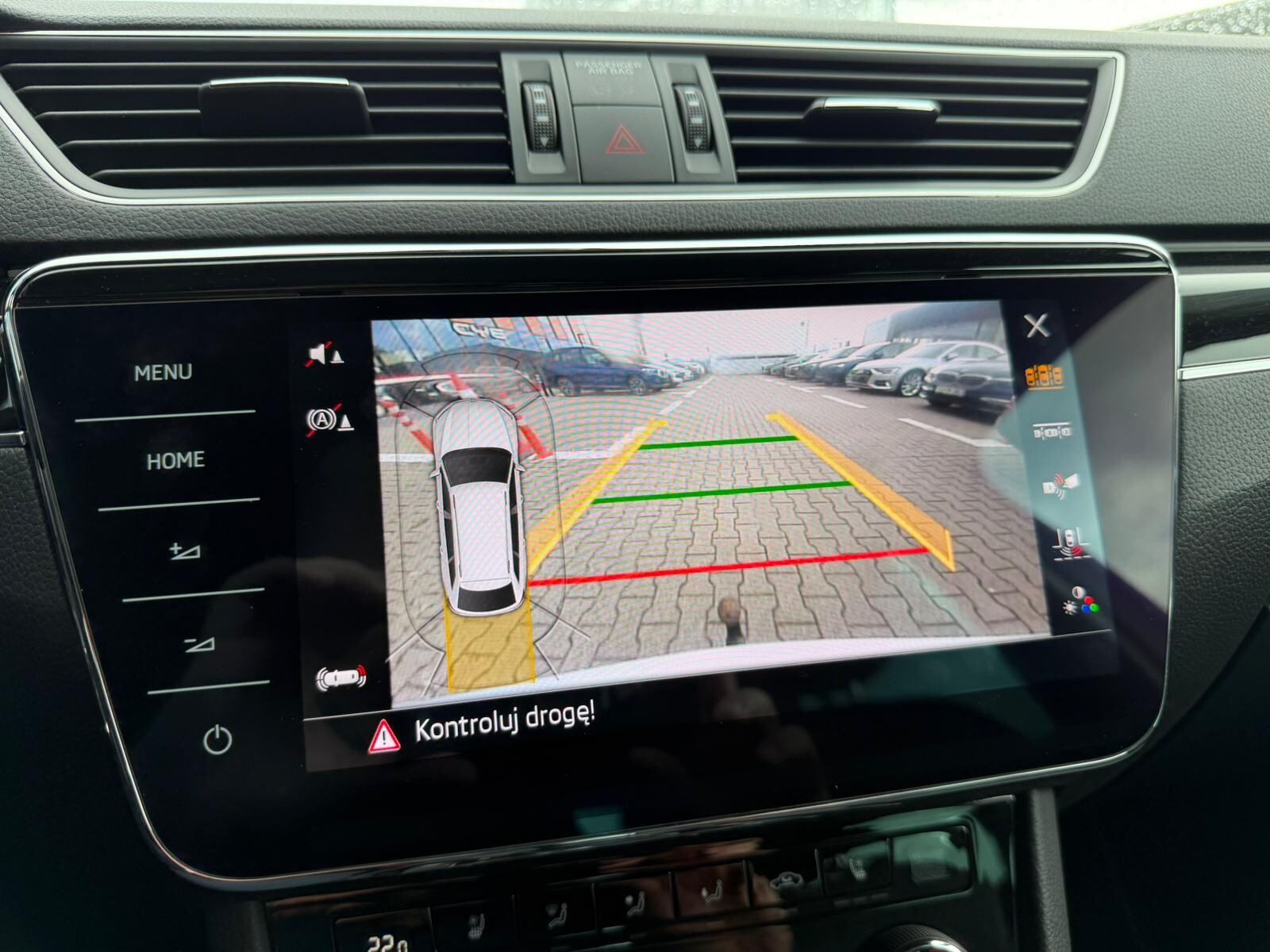 Škoda Superb - zdjęcie 36
