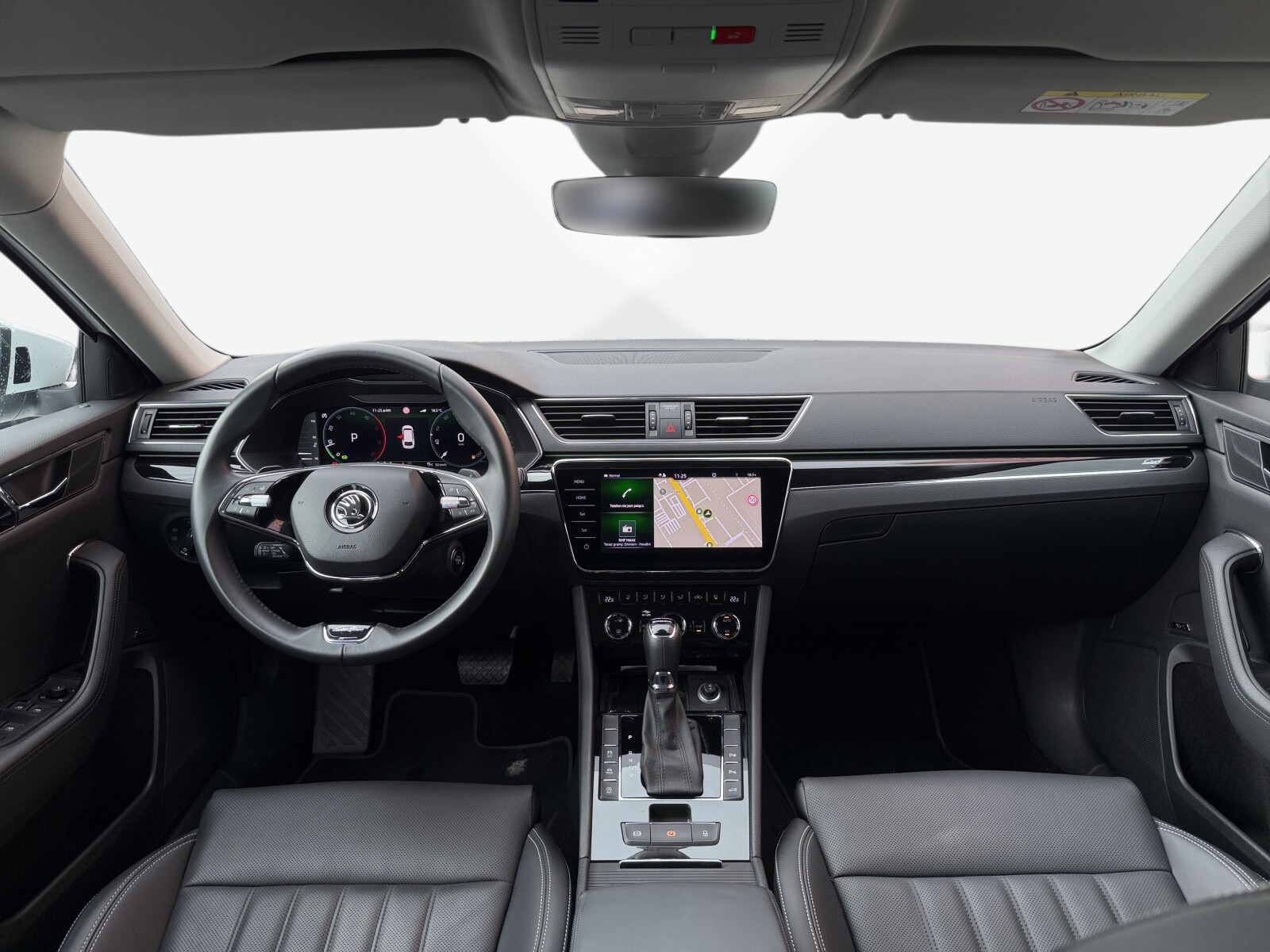 Škoda Superb - zdjęcie 40