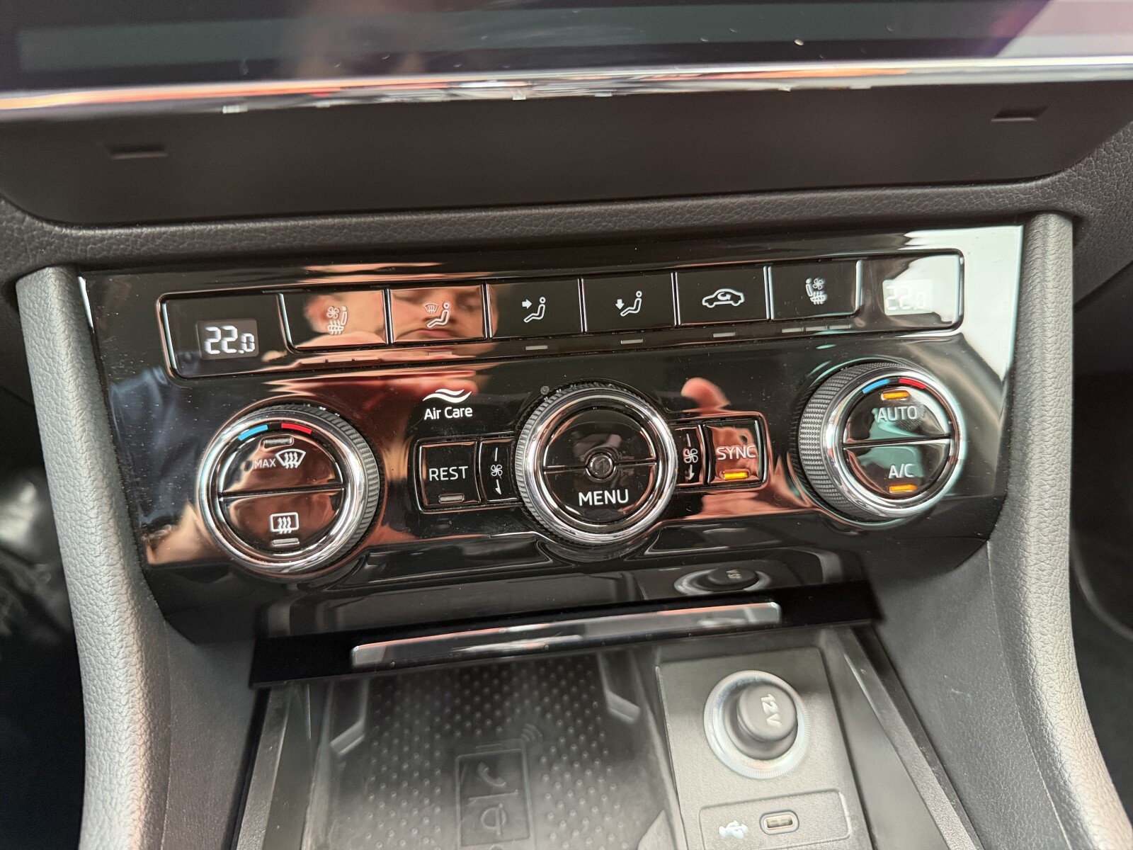 Škoda Superb - zdjęcie 24