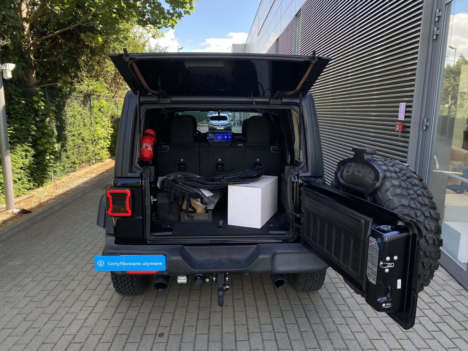 Jeep Wrangler - zdjęcie 18
