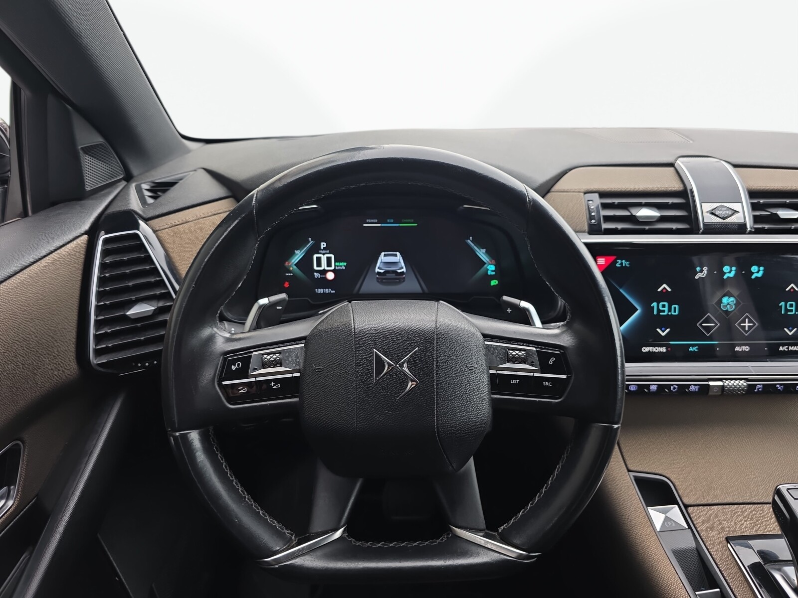 DS Automobiles DS 7 Crossback - zdjęcie 12