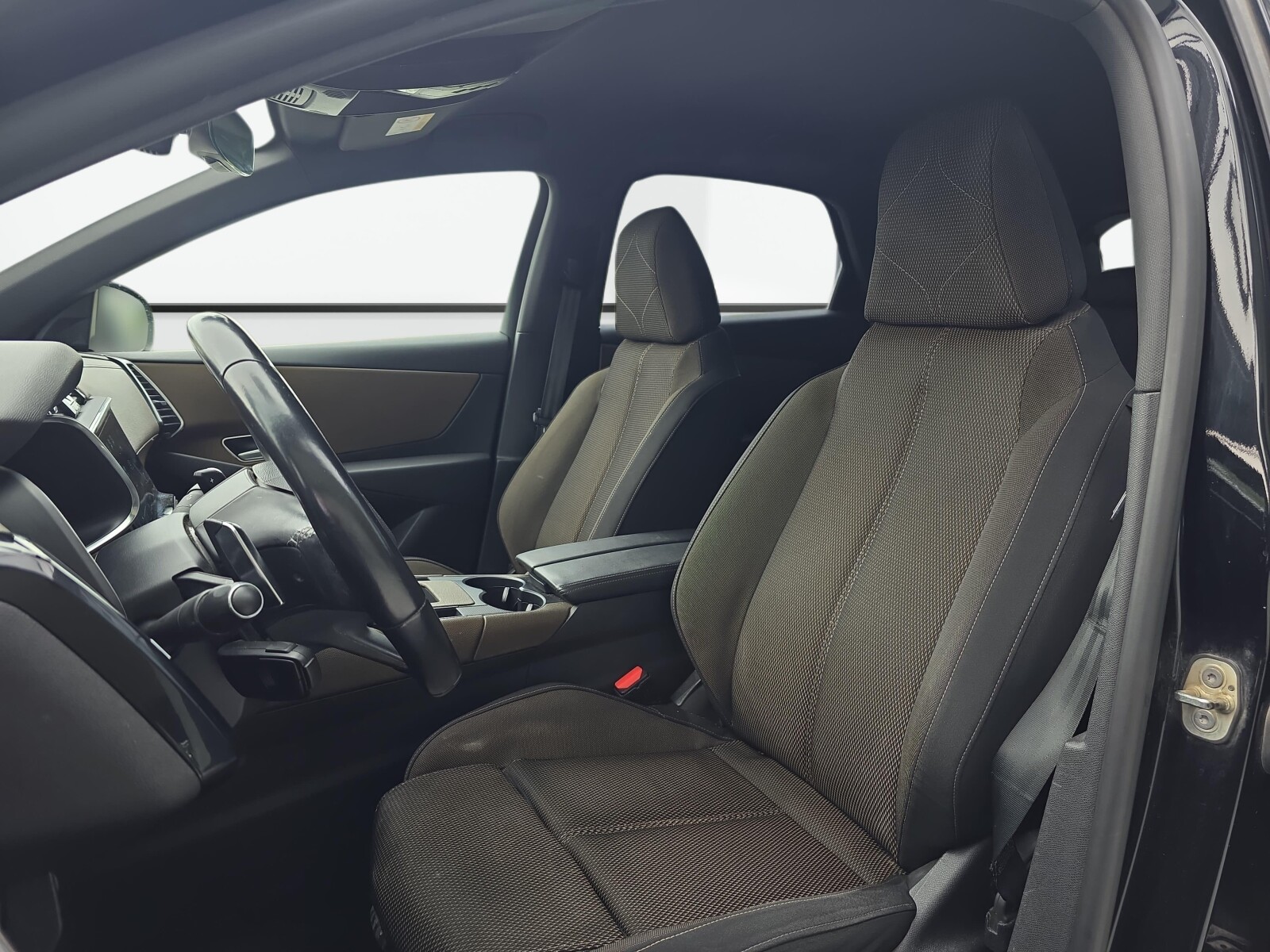 DS Automobiles DS 7 Crossback - zdjęcie 9