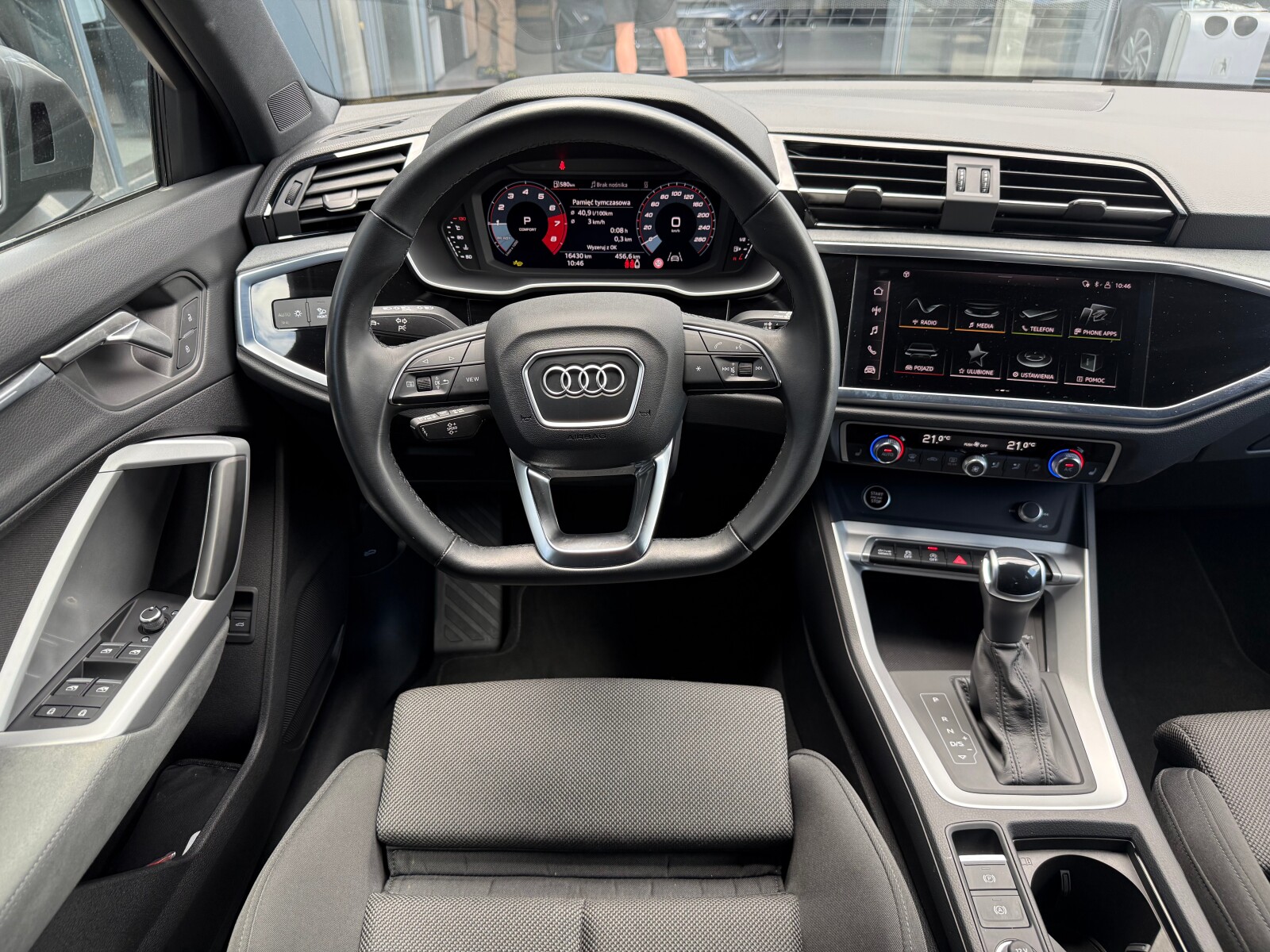 Audi Q3 Sportback - zdjęcie 10