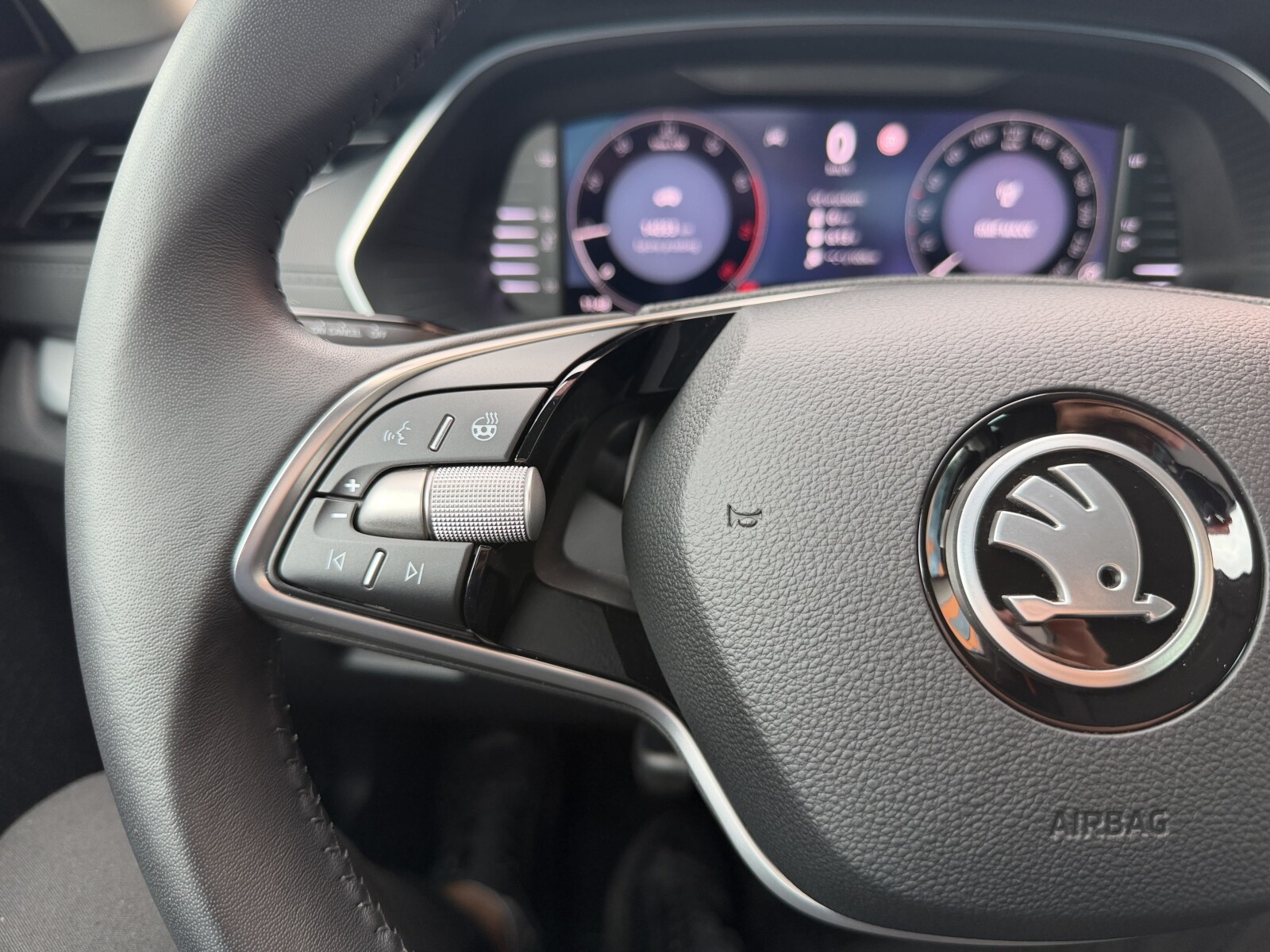 Škoda Octavia - zdjęcie 16
