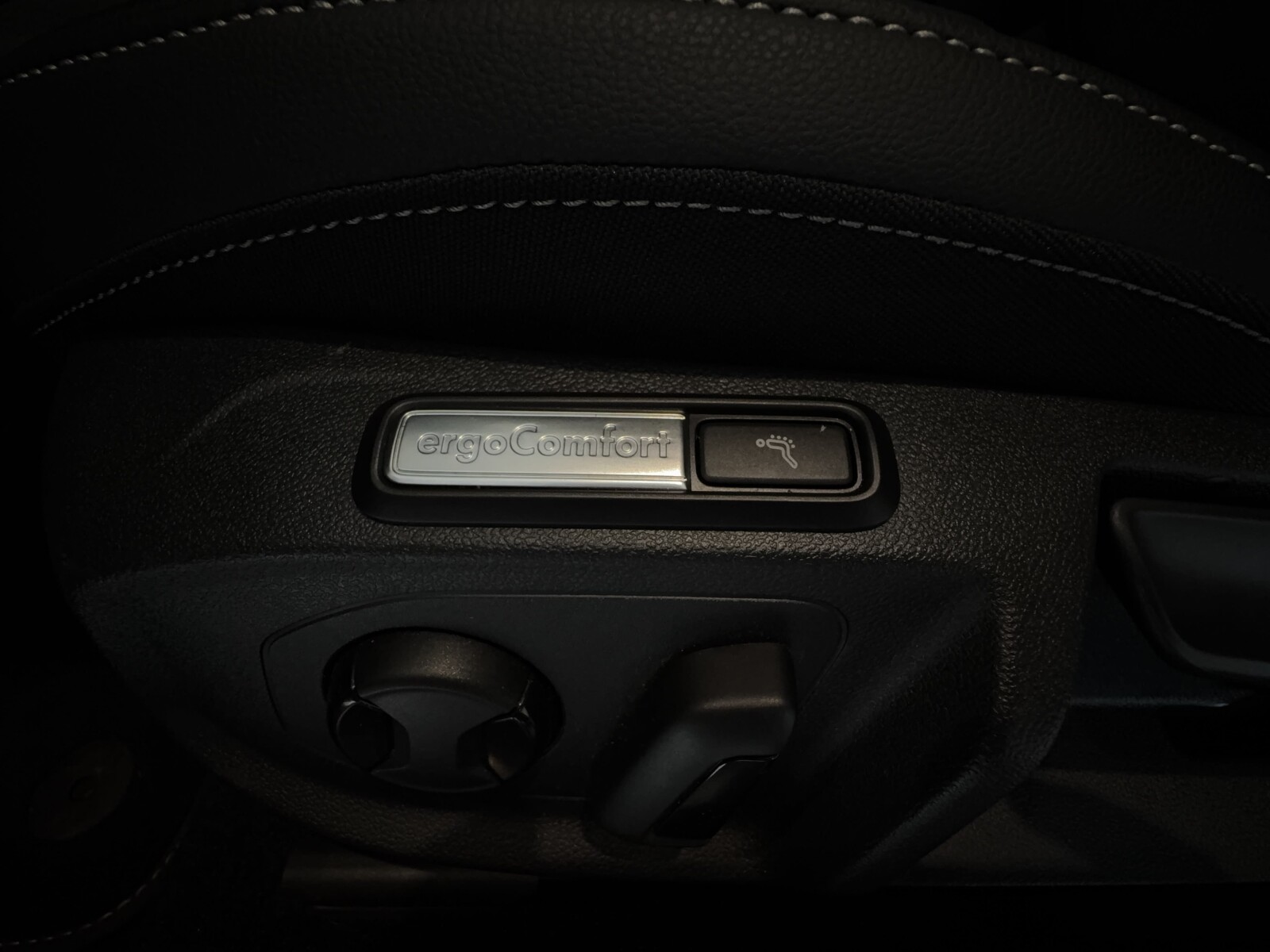 Volkswagen Arteon - zdjęcie 11