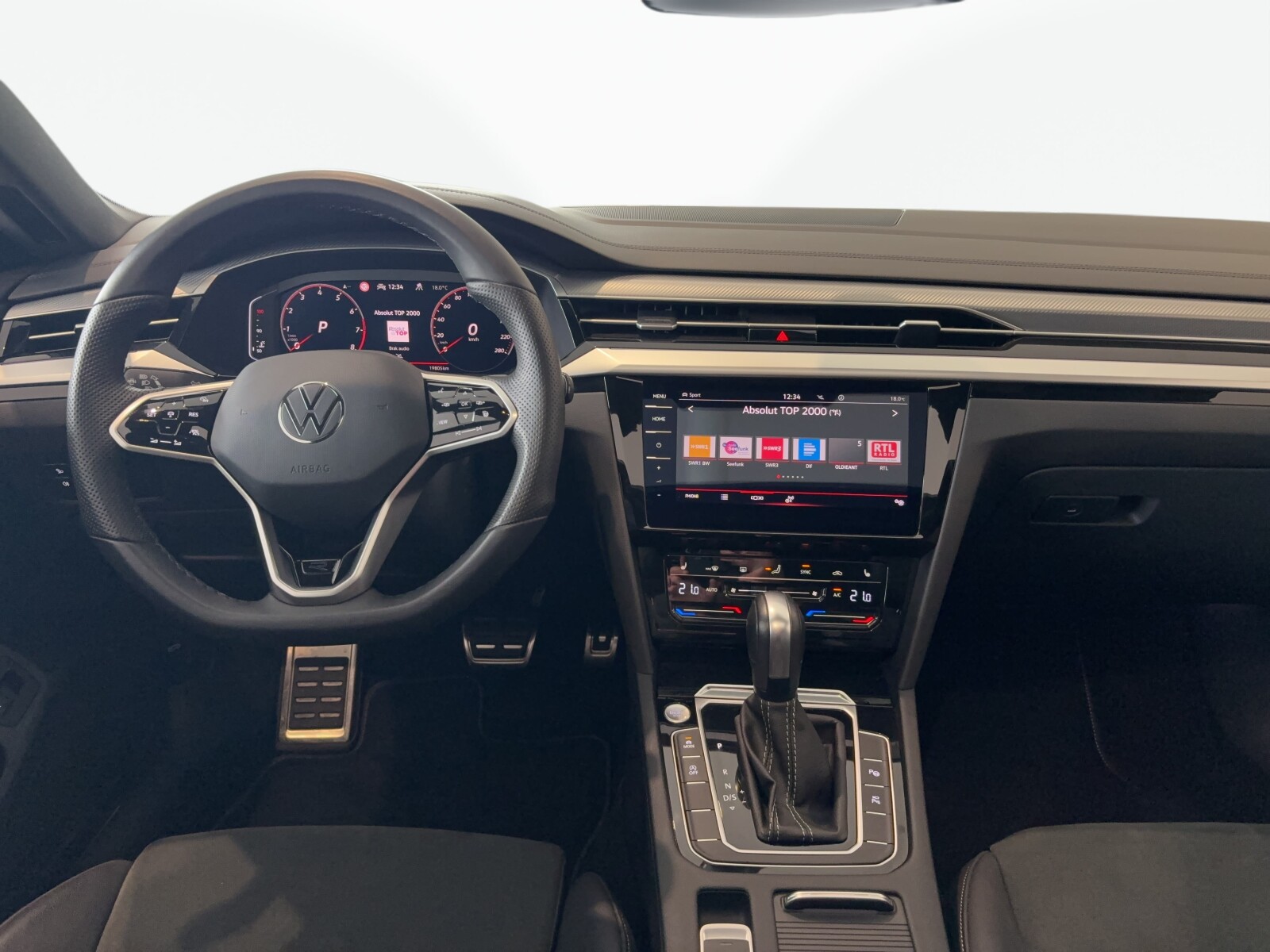 Volkswagen Arteon - zdjęcie 12