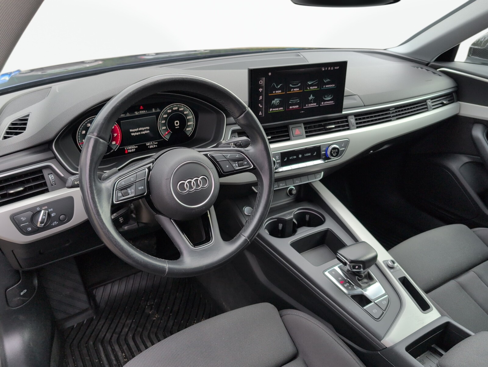 Audi A4 Limousine - zdjęcie 17