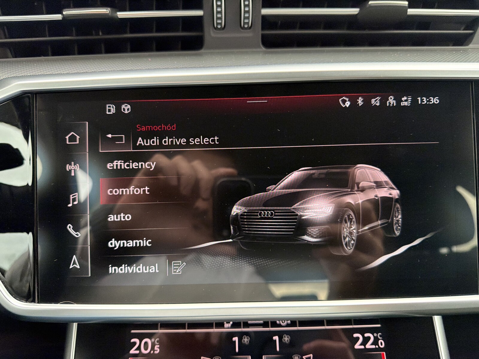 Audi A6 Avant - zdjęcie 35
