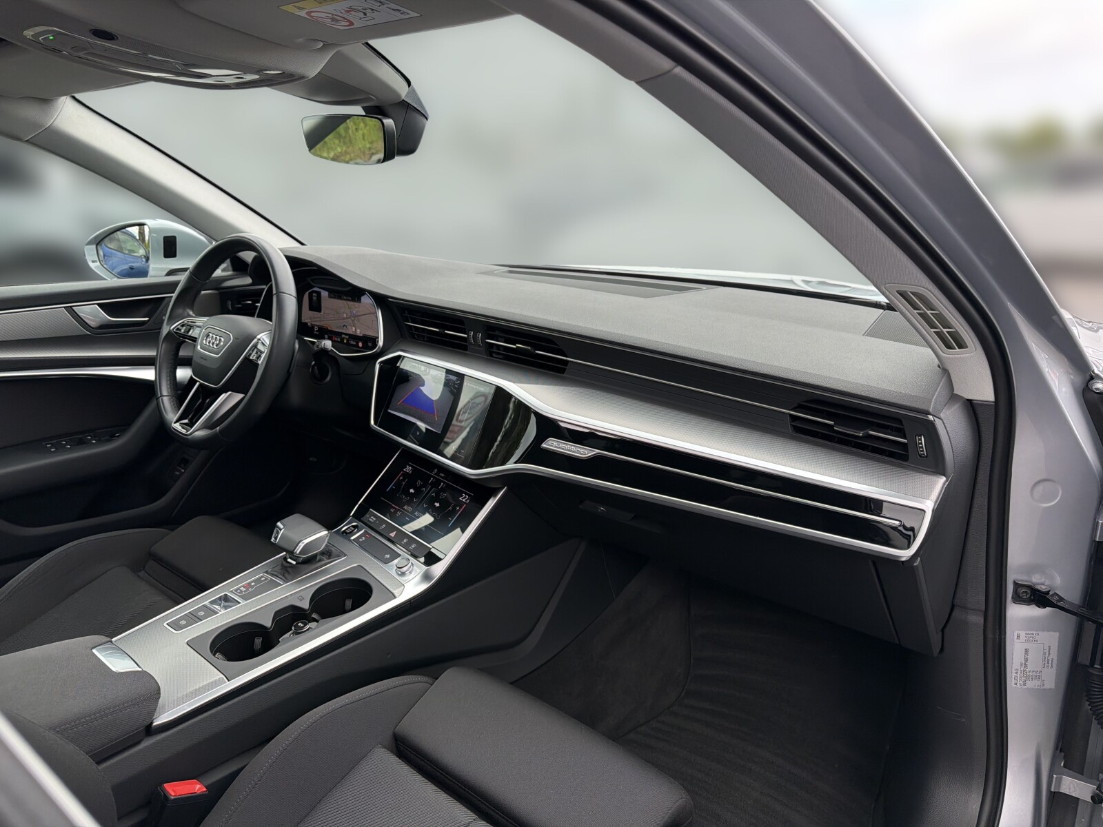 Audi A6 Avant - zdjęcie 20
