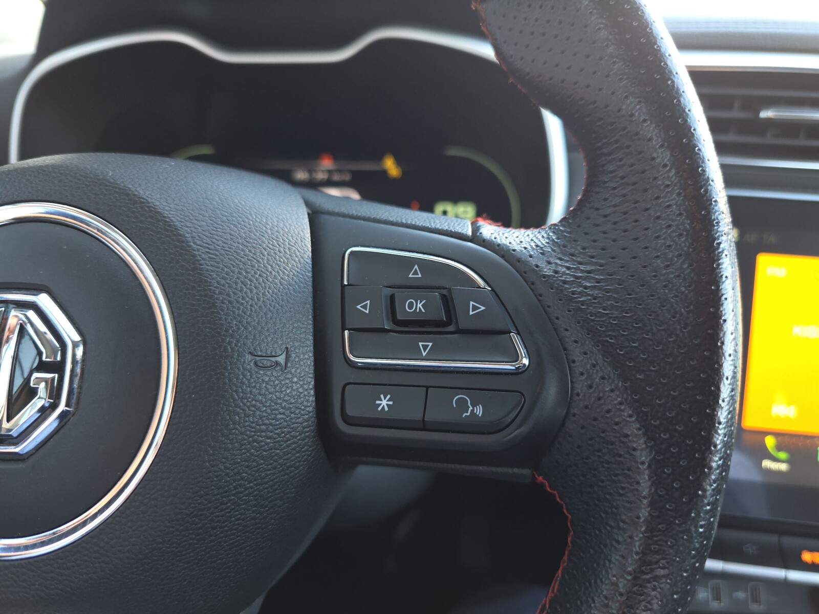 MG ZS - zdjęcie 15