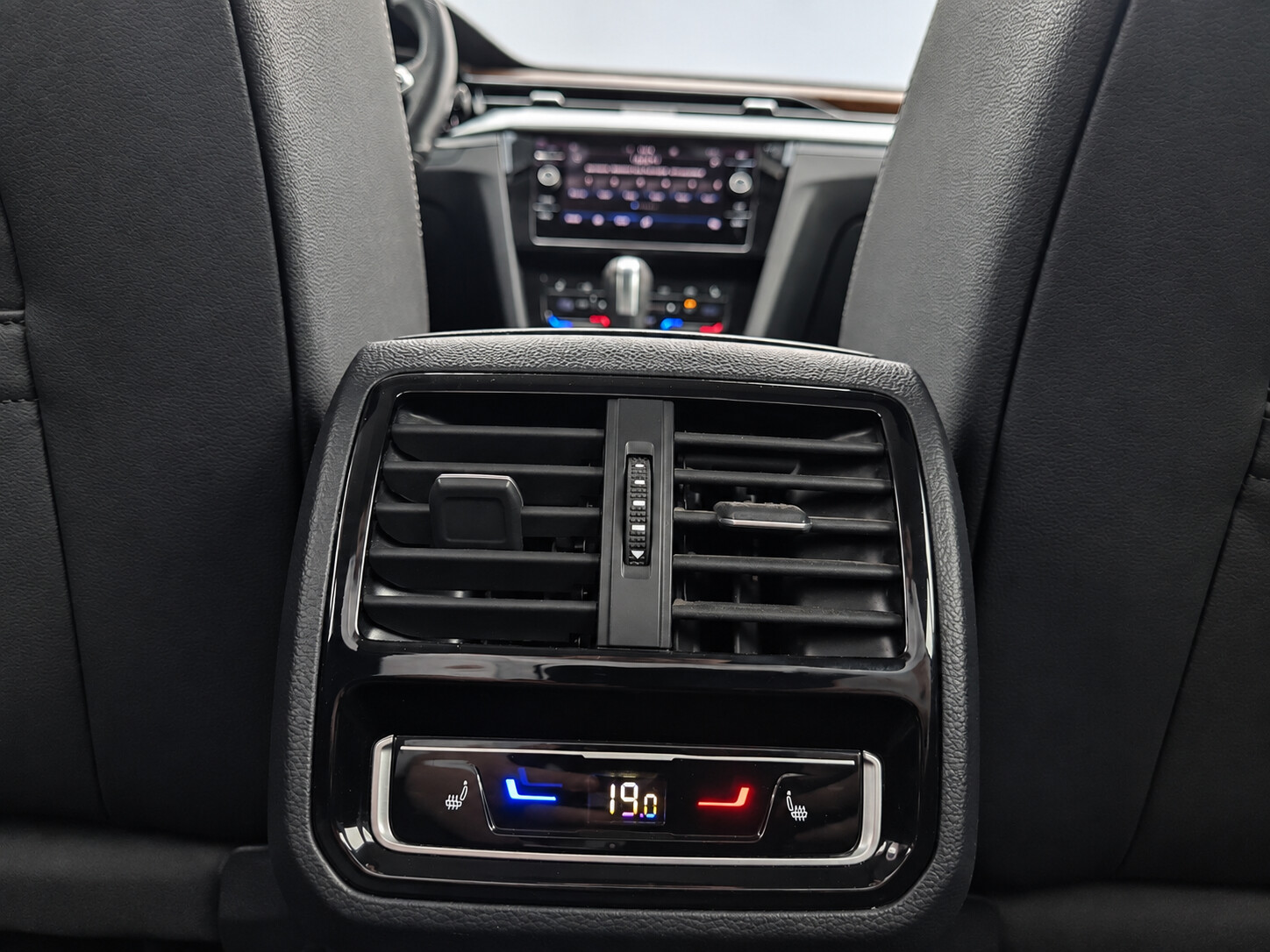 Volkswagen Arteon Shooting Brake - zdjęcie 26