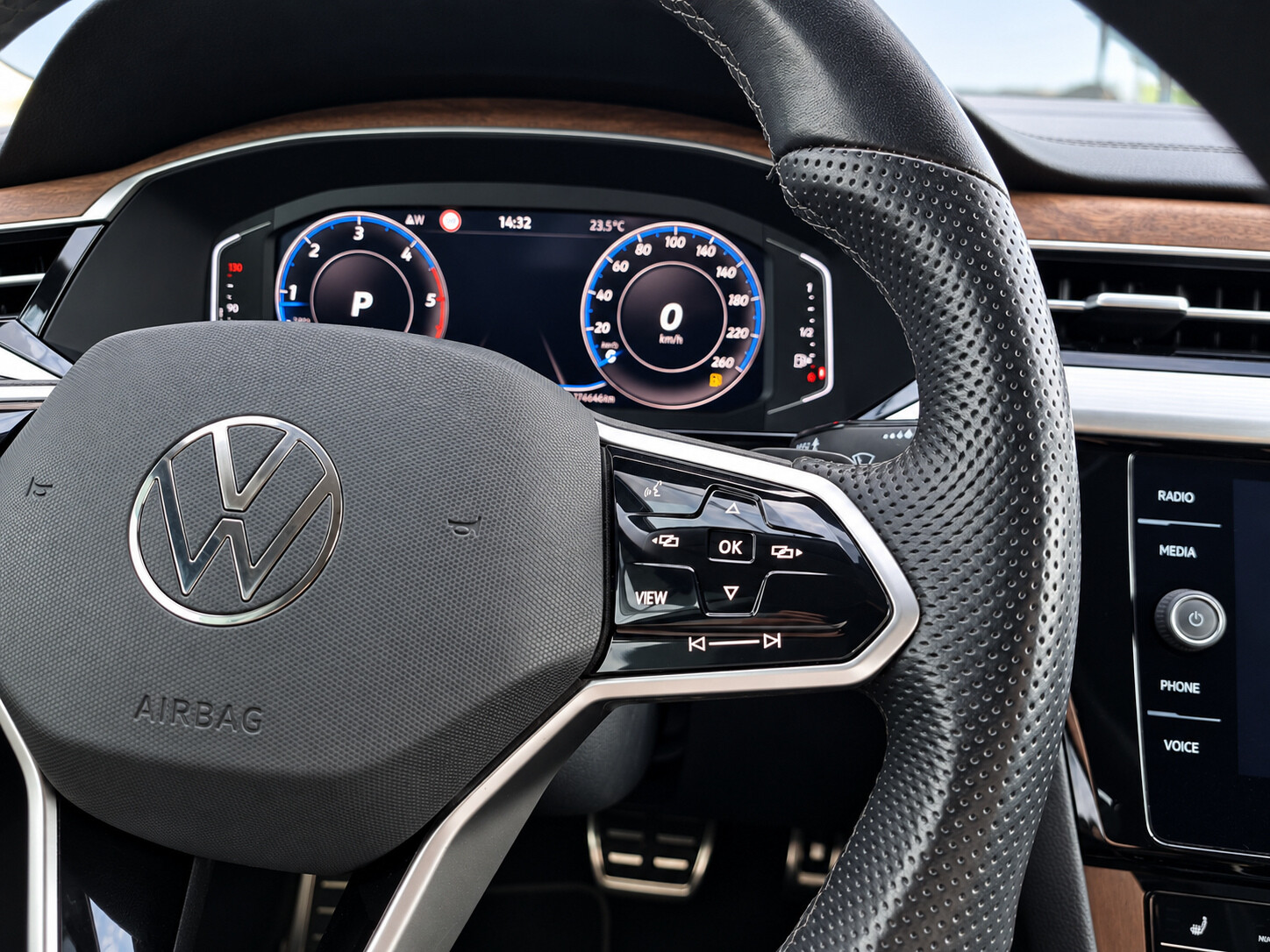 Volkswagen Arteon Shooting Brake - zdjęcie 15