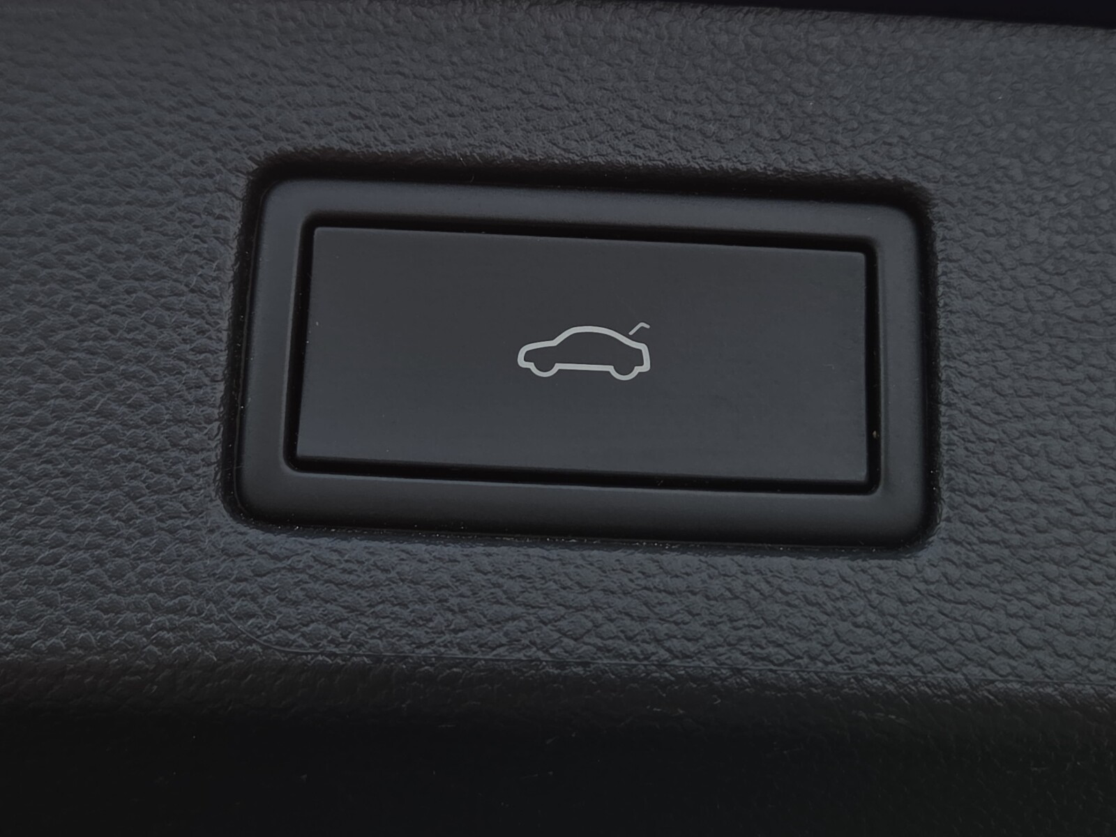 Volkswagen Arteon - zdjęcie 15