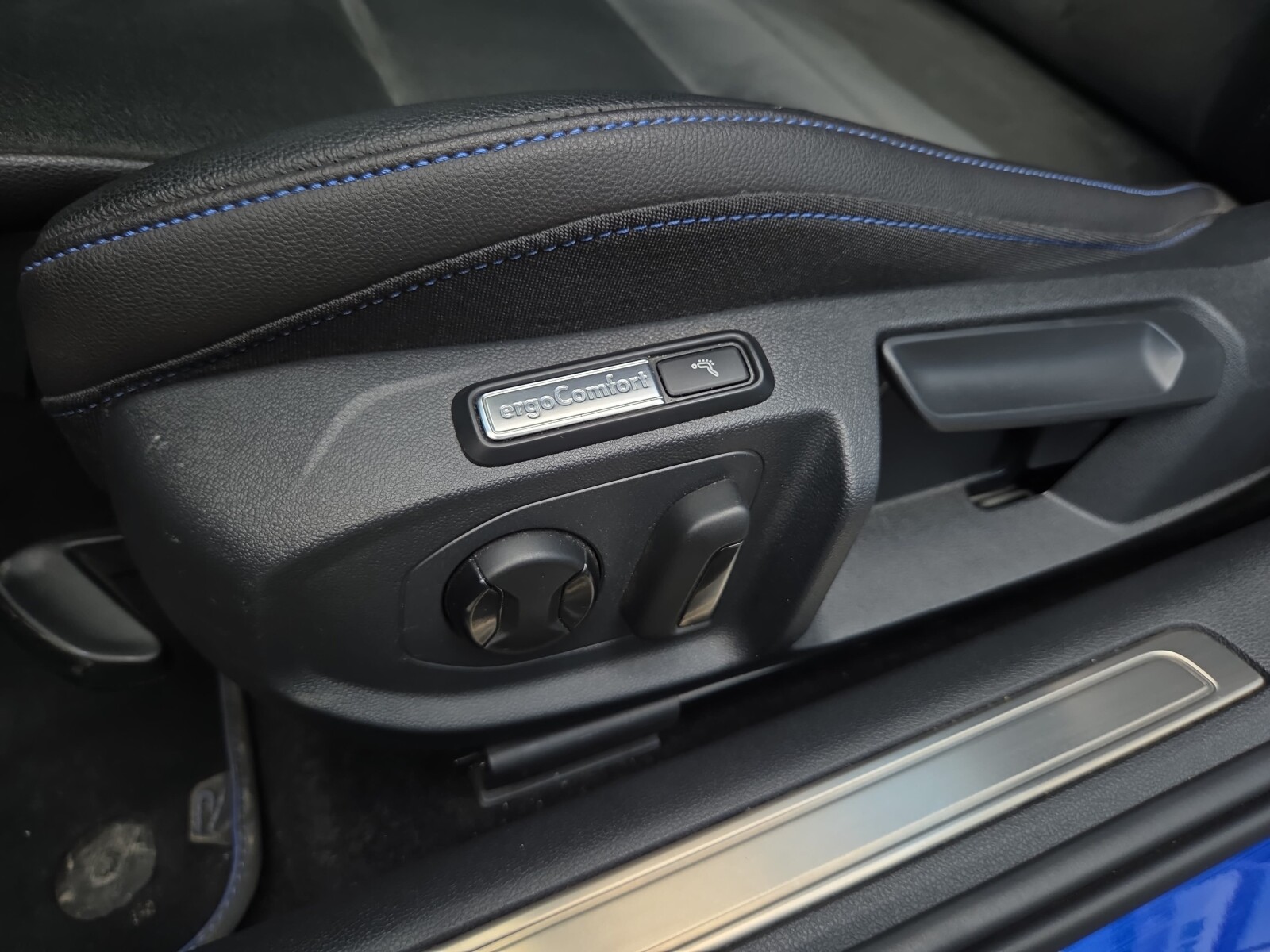 Volkswagen Arteon - zdjęcie 11
