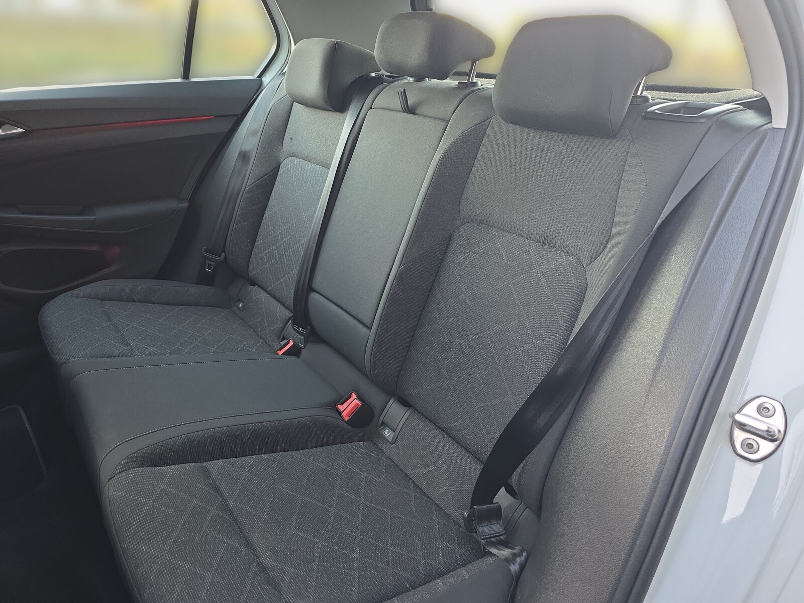 Volkswagen Golf - zdjęcie 26