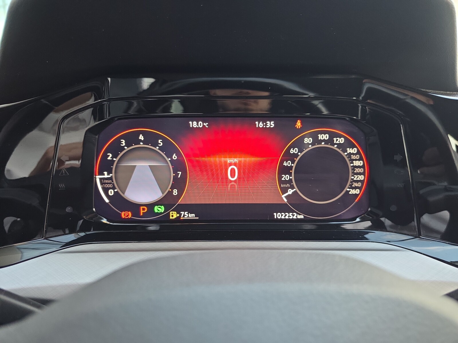 Volkswagen Golf - zdjęcie 17