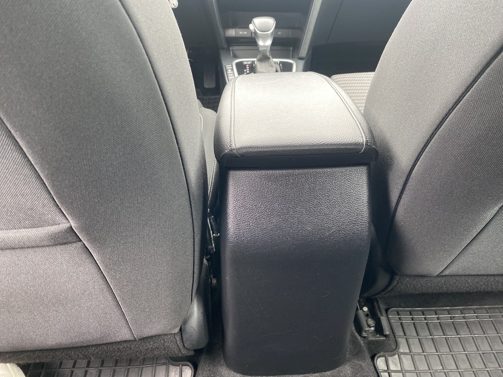 Kia Ceed - zdjęcie 11