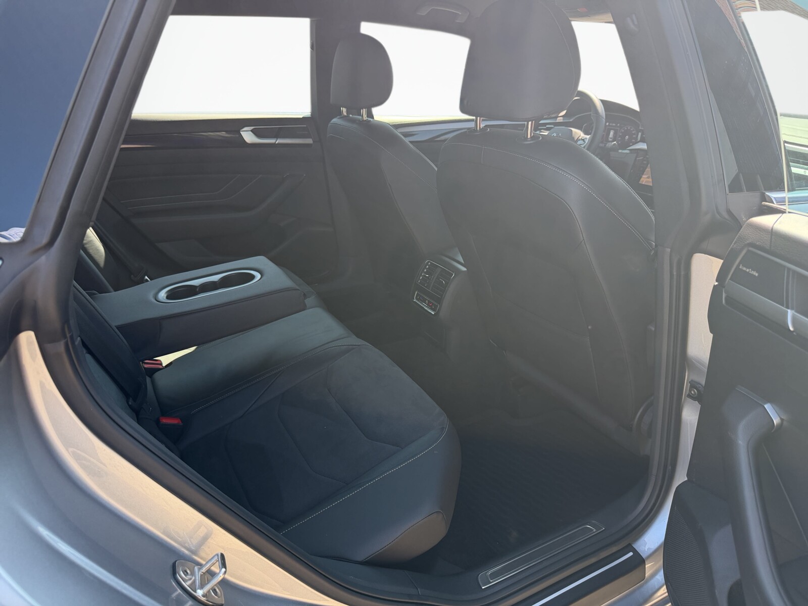 Volkswagen Arteon Shooting Brake - zdjęcie 40