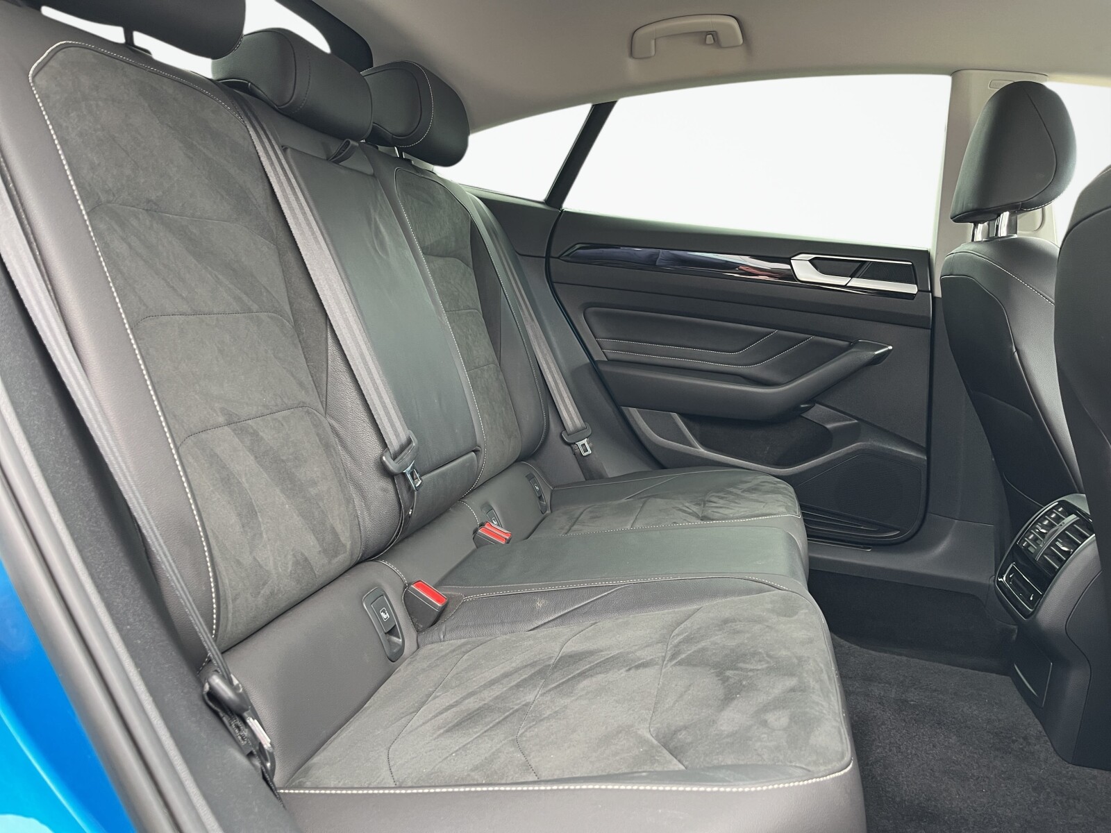 Volkswagen Arteon - zdjęcie 20