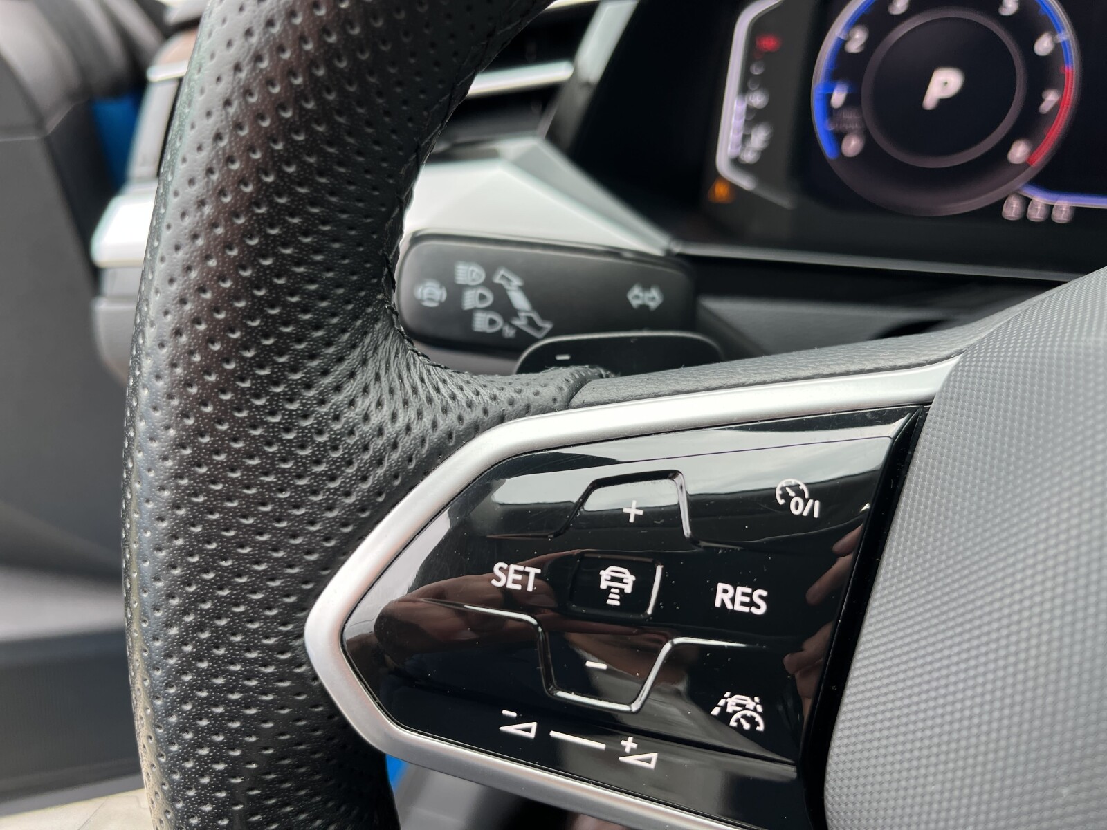 Volkswagen Arteon - zdjęcie 26