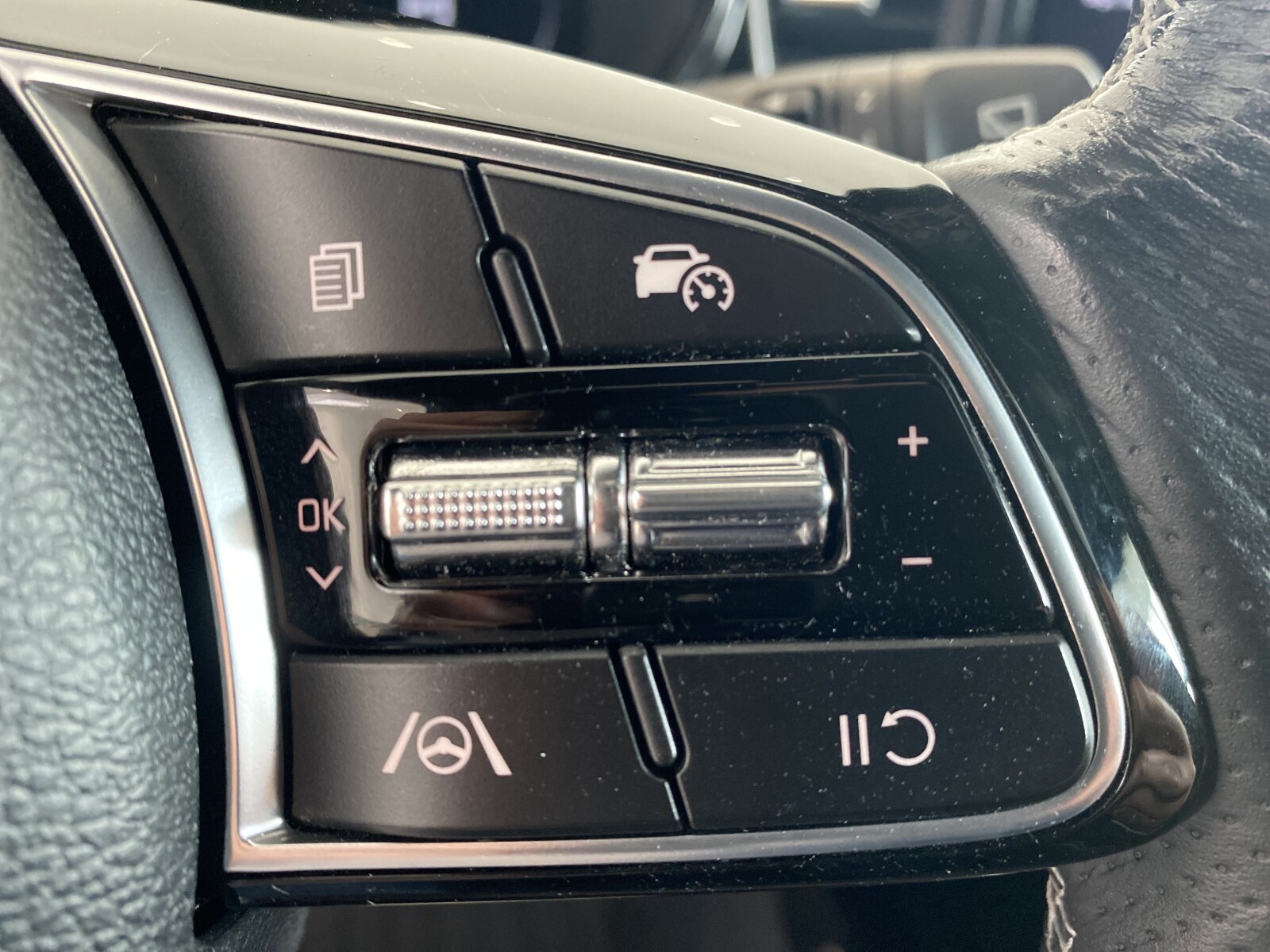 Kia Pro_cee'd - zdjęcie 21