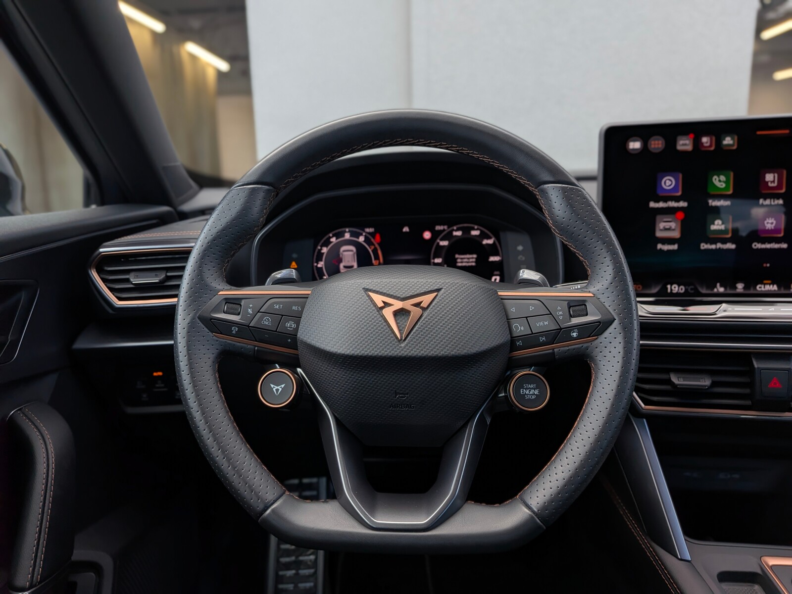 Cupra Formentor - zdjęcie 17