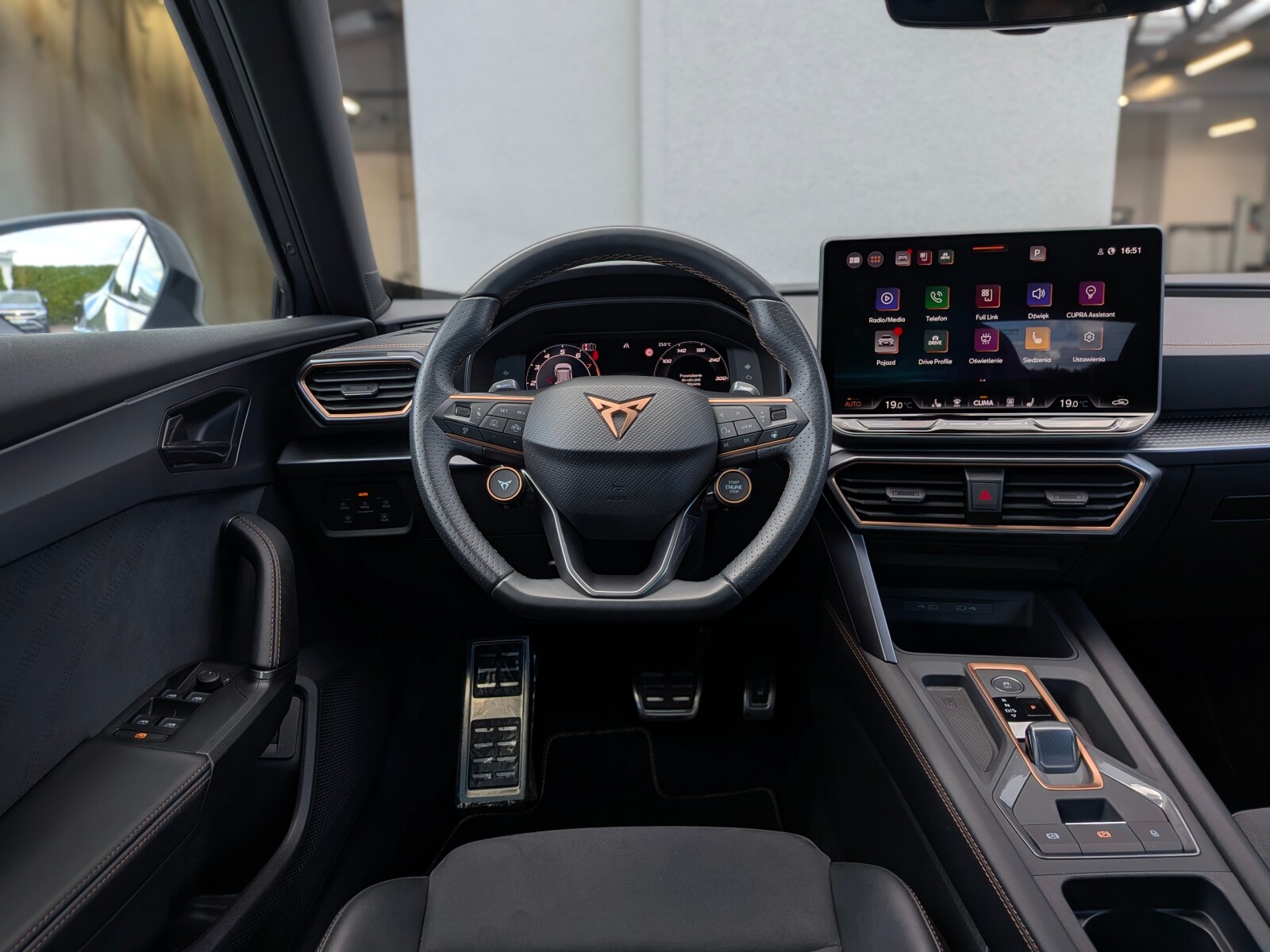 Cupra Formentor - zdjęcie 16