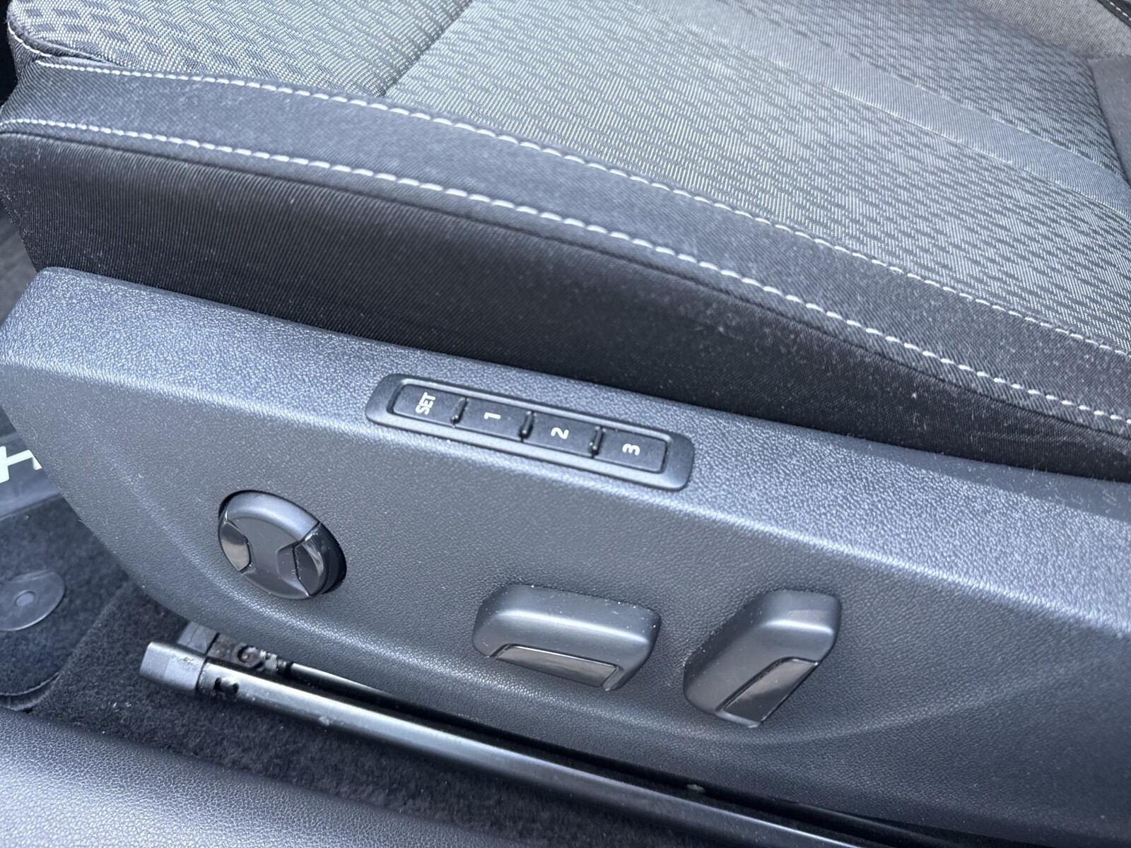 Škoda Octavia Combi - zdjęcie 13