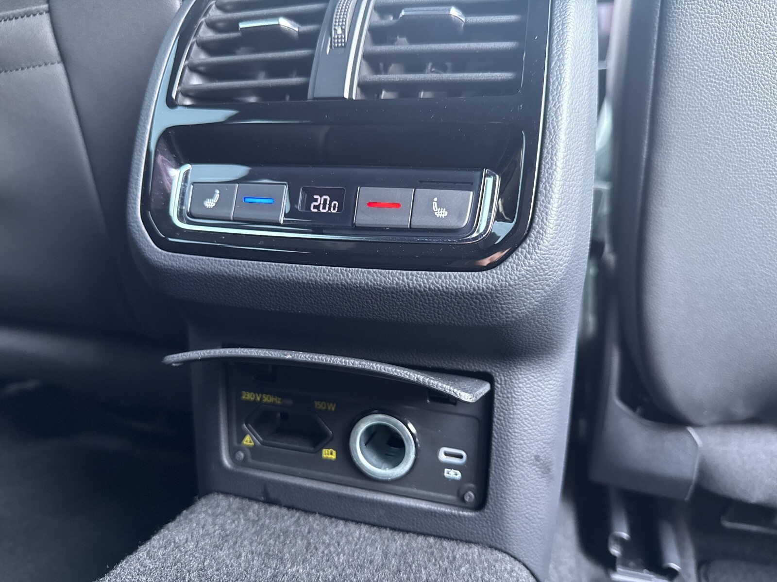 Volkswagen Arteon Shooting Brake - zdjęcie 30