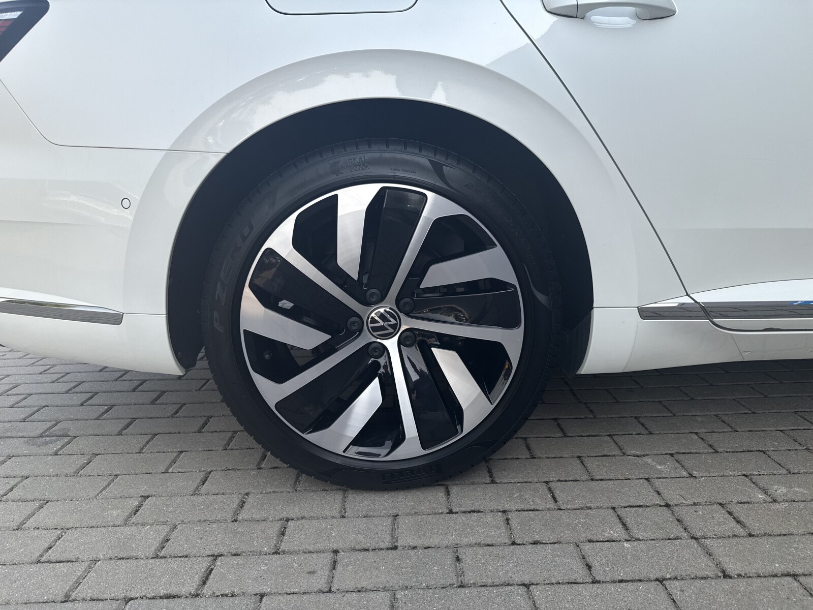 Volkswagen Arteon Shooting Brake - zdjęcie 33