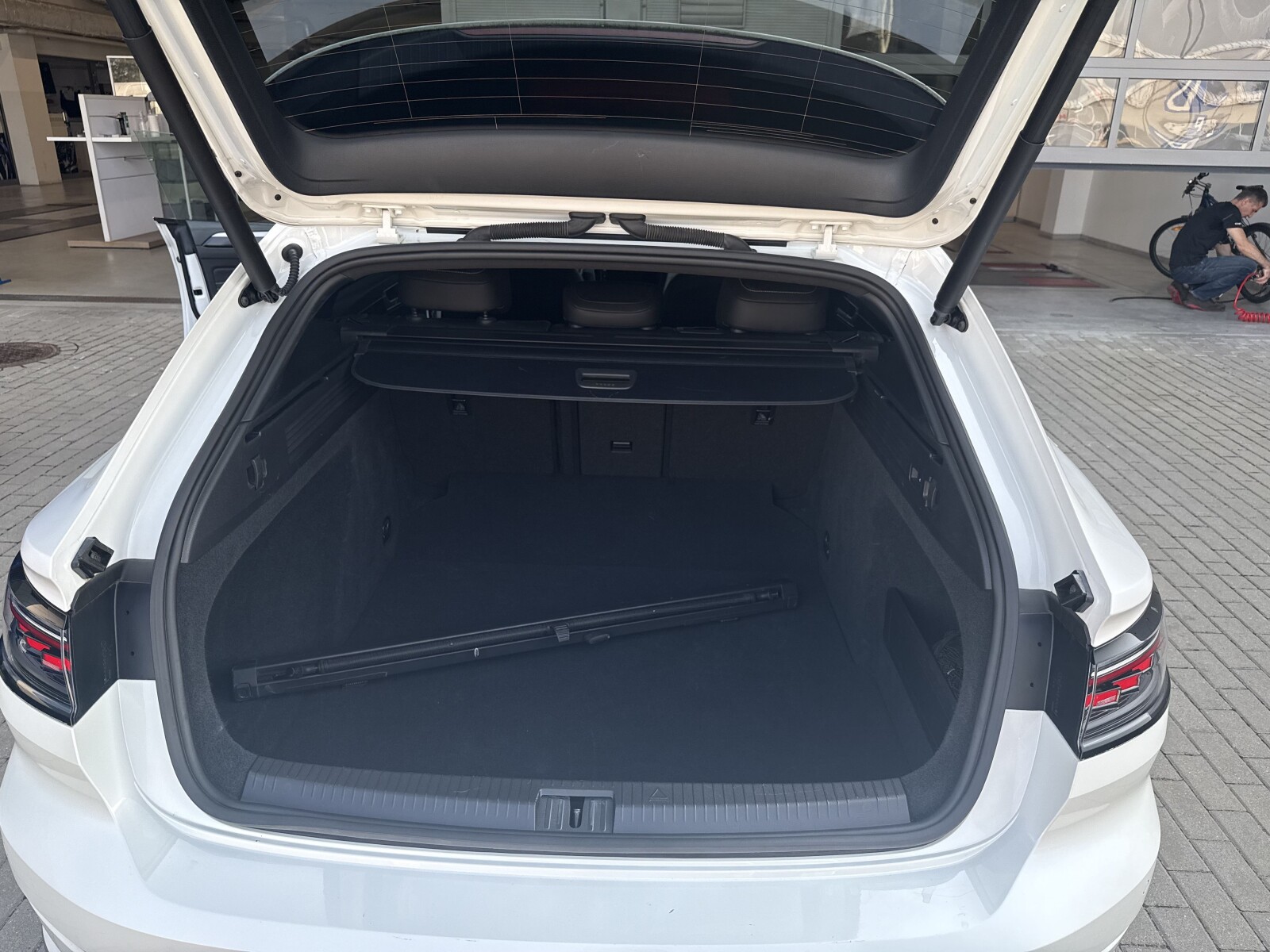Volkswagen Arteon Shooting Brake - zdjęcie 31