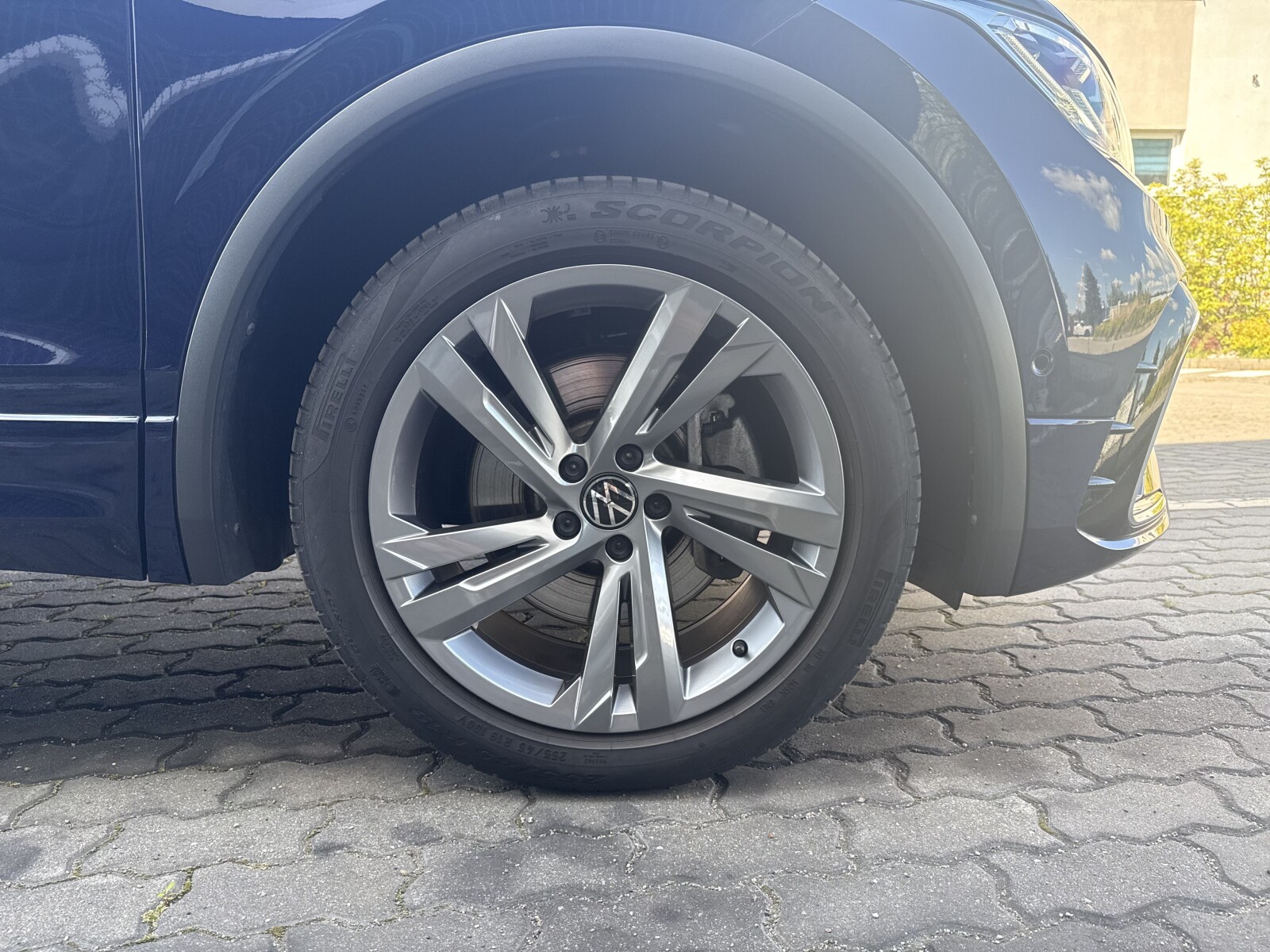 Volkswagen Tiguan Allspace - zdjęcie 34