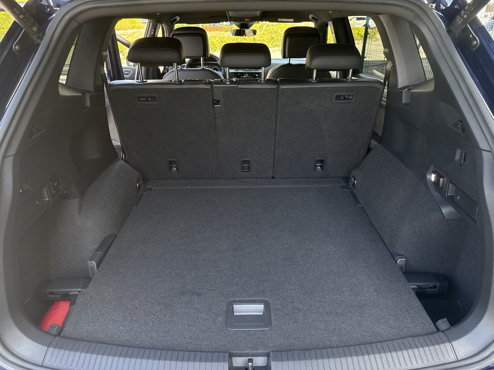 Volkswagen Tiguan Allspace - zdjęcie 31