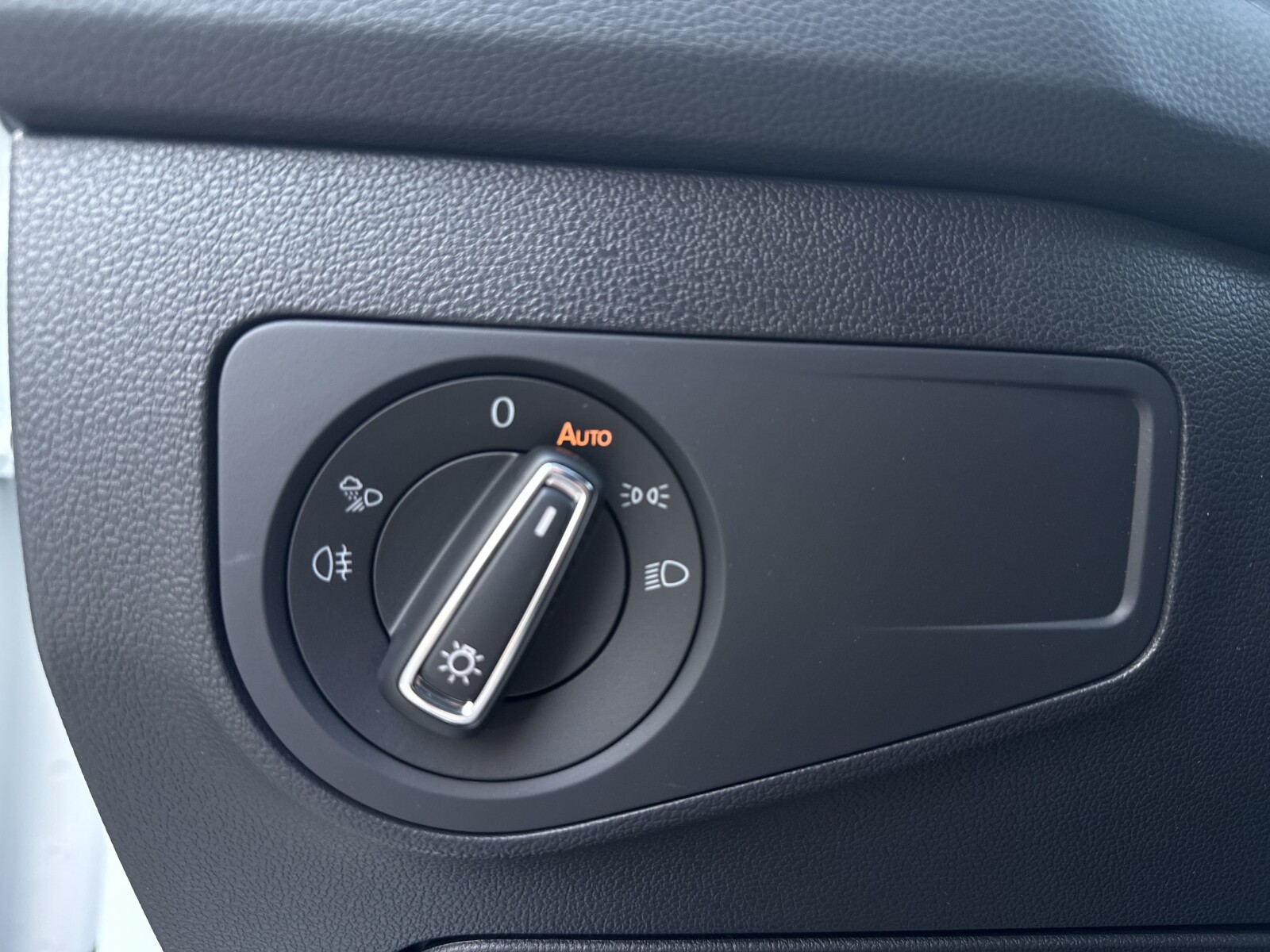 Volkswagen Tiguan Allspace - zdjęcie 10