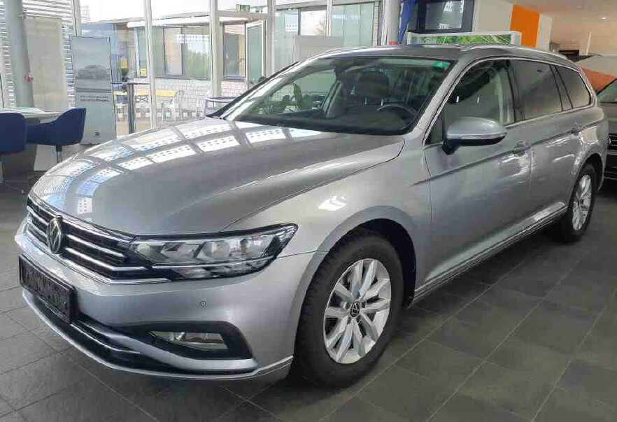 Volkswagen Passat Variant - zdjęcie 1