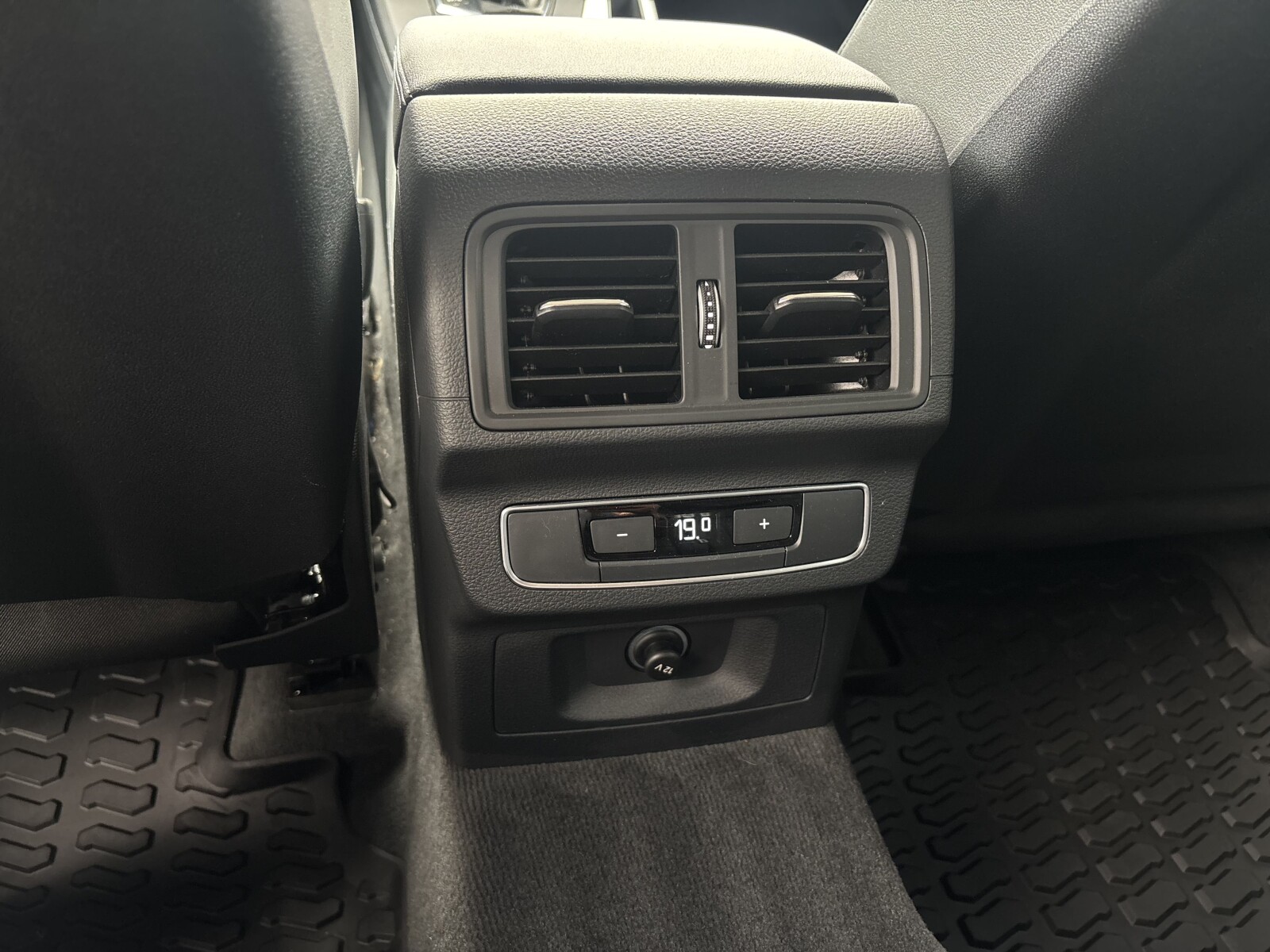Audi Q5 - zdjęcie 28